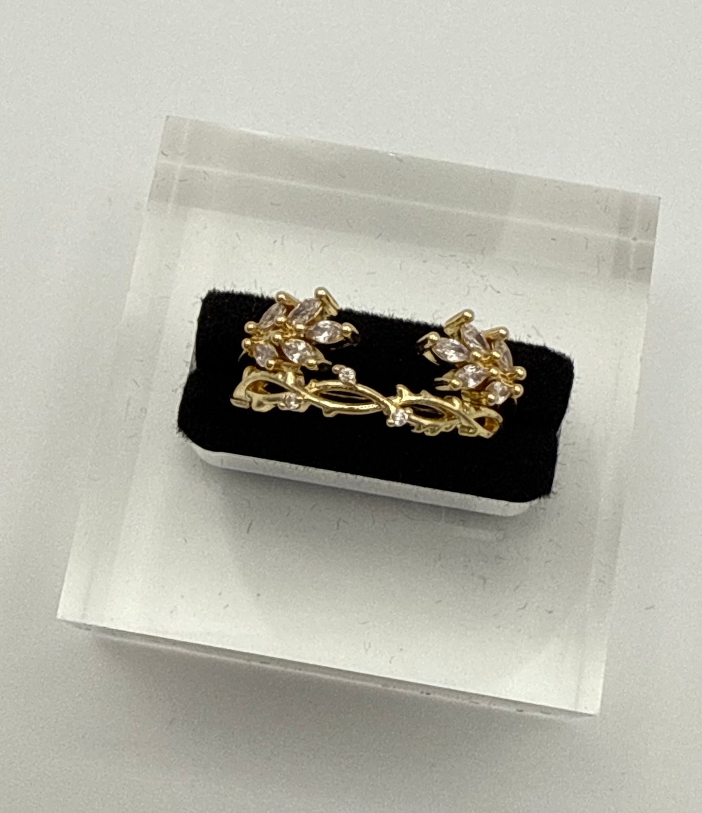 2pcs Gold-Tone Minimalist Vintage Crystal Leaf Vine Rings – Elegant Daily & Festival Wear