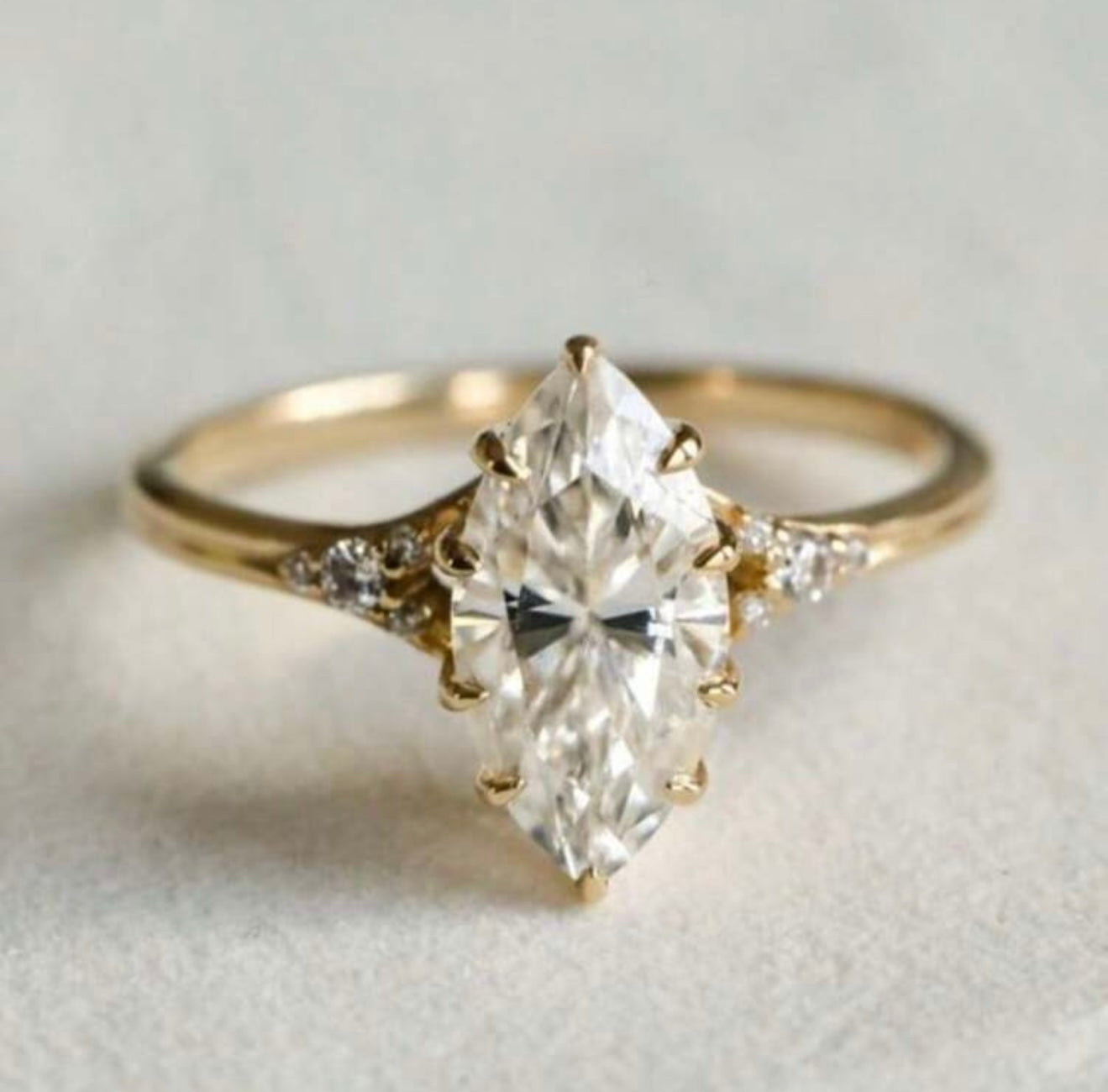 Exquisite 18K Gold Plated Marquise Ring with Large Shining Zirconia – Elegant, Radiant & Timeless