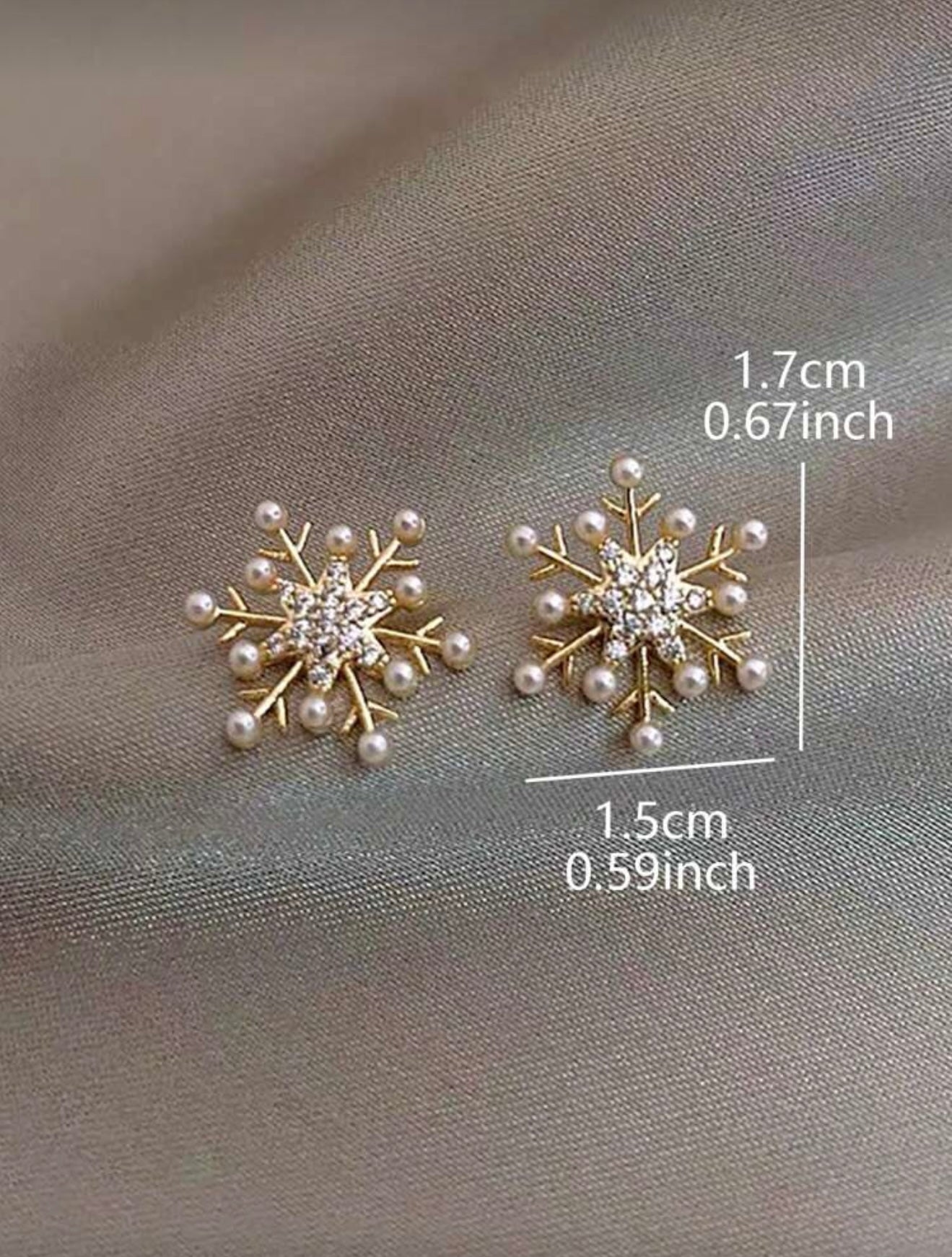 Minimalist Snowflake Design Faux Pearl & Glass Stud Earrings – Elegant, Radiant & Timeless