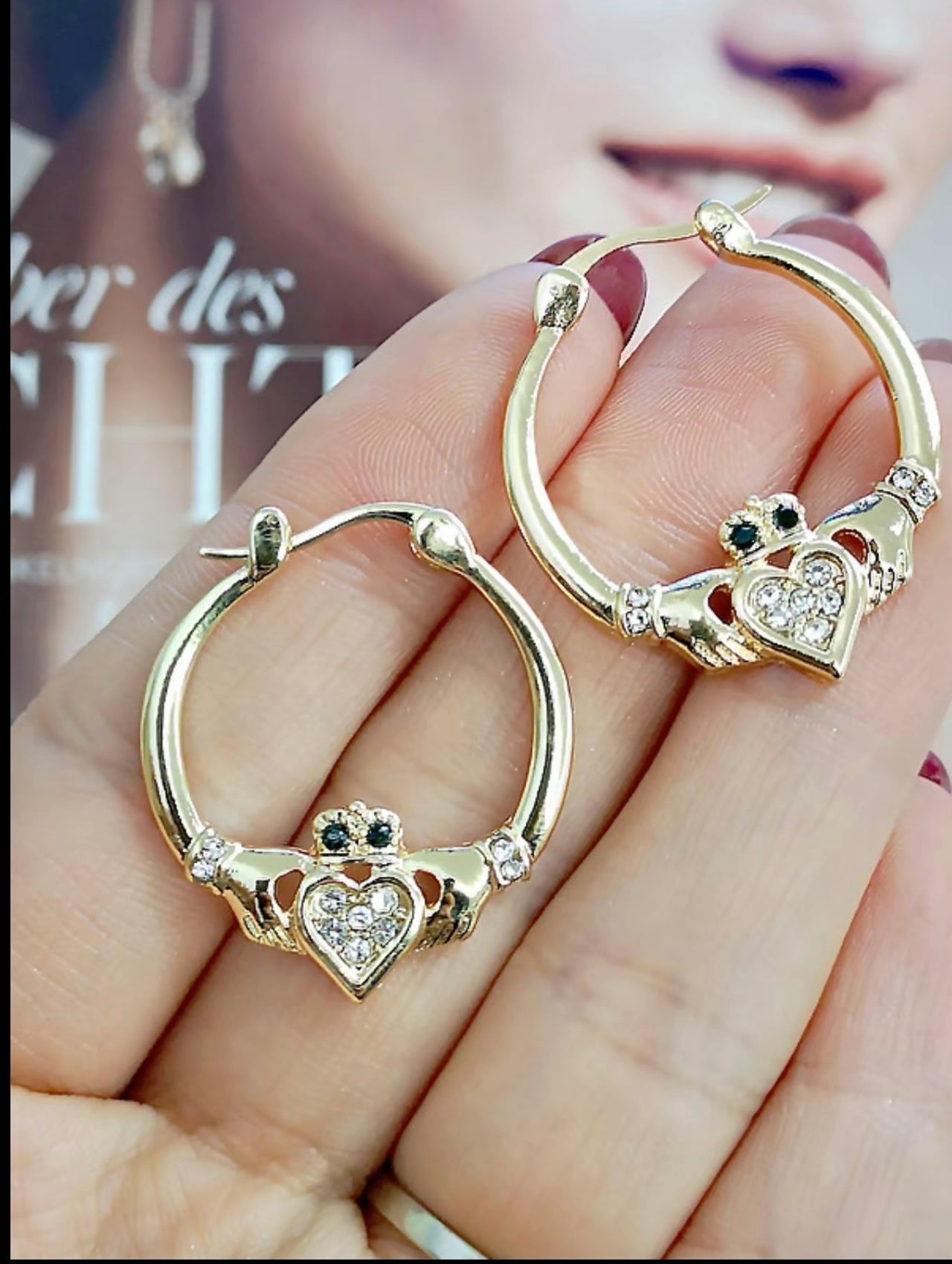 Gold Emerald & Diamanté Creole Earrings – Classic Glamour with a Rich Pop of Colour