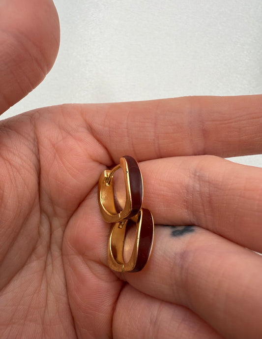 Gold & Burgundy Enamel Square Hoop Earrings – Lightweight Modern Glamour