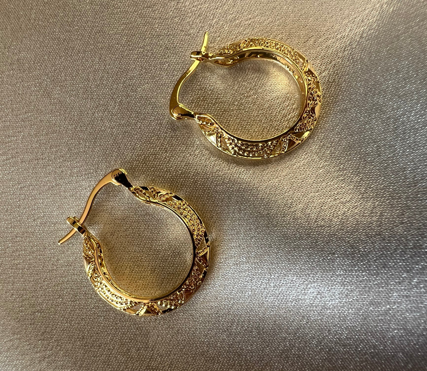 Gold Textured Vintage Hoop Creole Earrings – Classic with a Modern Twist