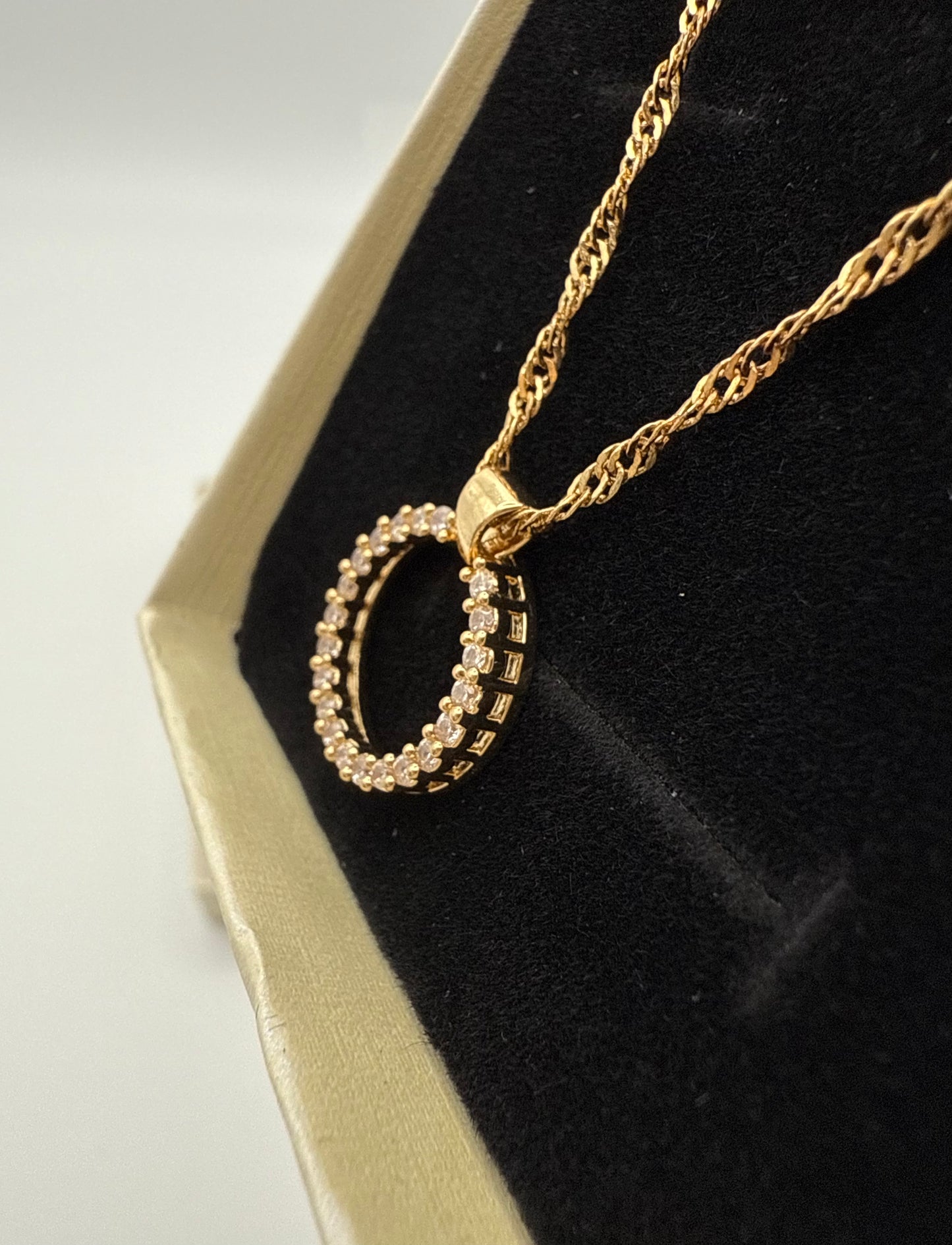 Gold Plated Cubic Zirconia Circle Pendant Necklace & Earrings Set – Waterproof, Tarnish-Resistant & Hypoallergenic