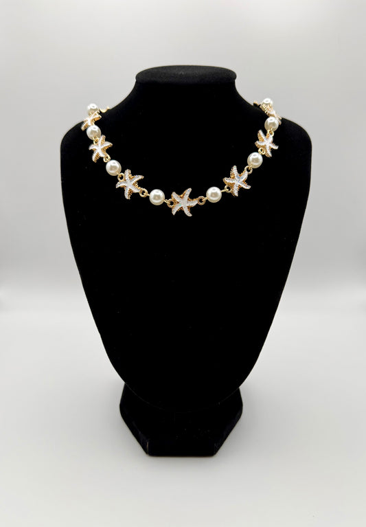 Gold Starfish & Faux Pearl Necklace – Coastal Elegance | Tarnish Resistant
