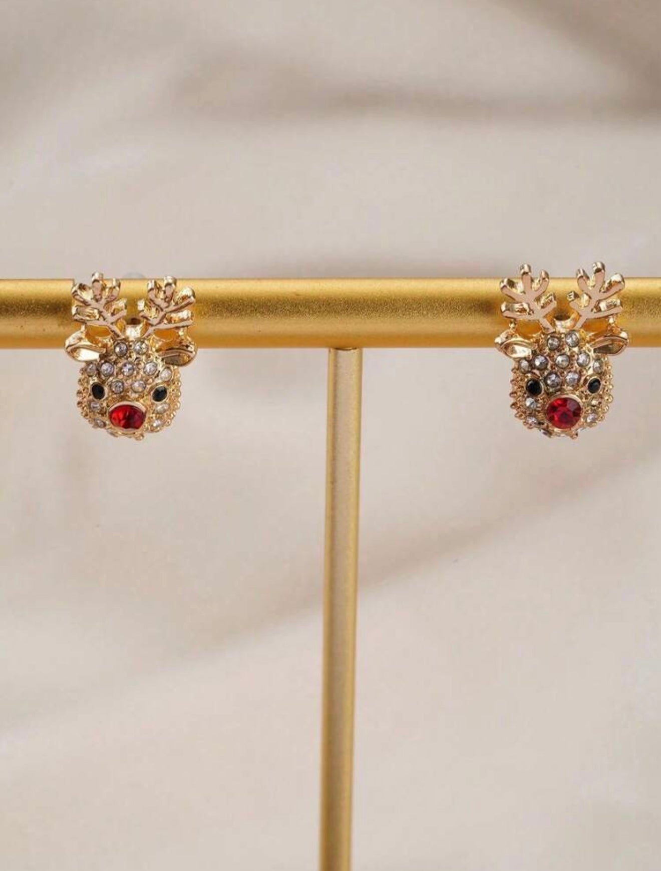 Rhinestone Reindeer Stud Earrings – Festive Sparkle, Tarnish-Resistant
