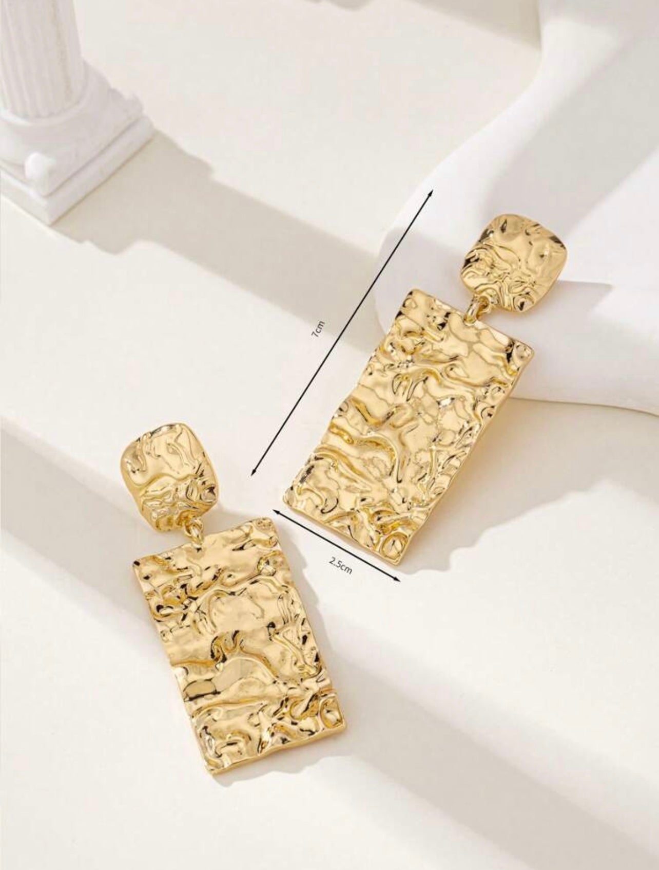 Stunning Hammered Gold Statement Earrings – Bold Texture, Timeless Glamour