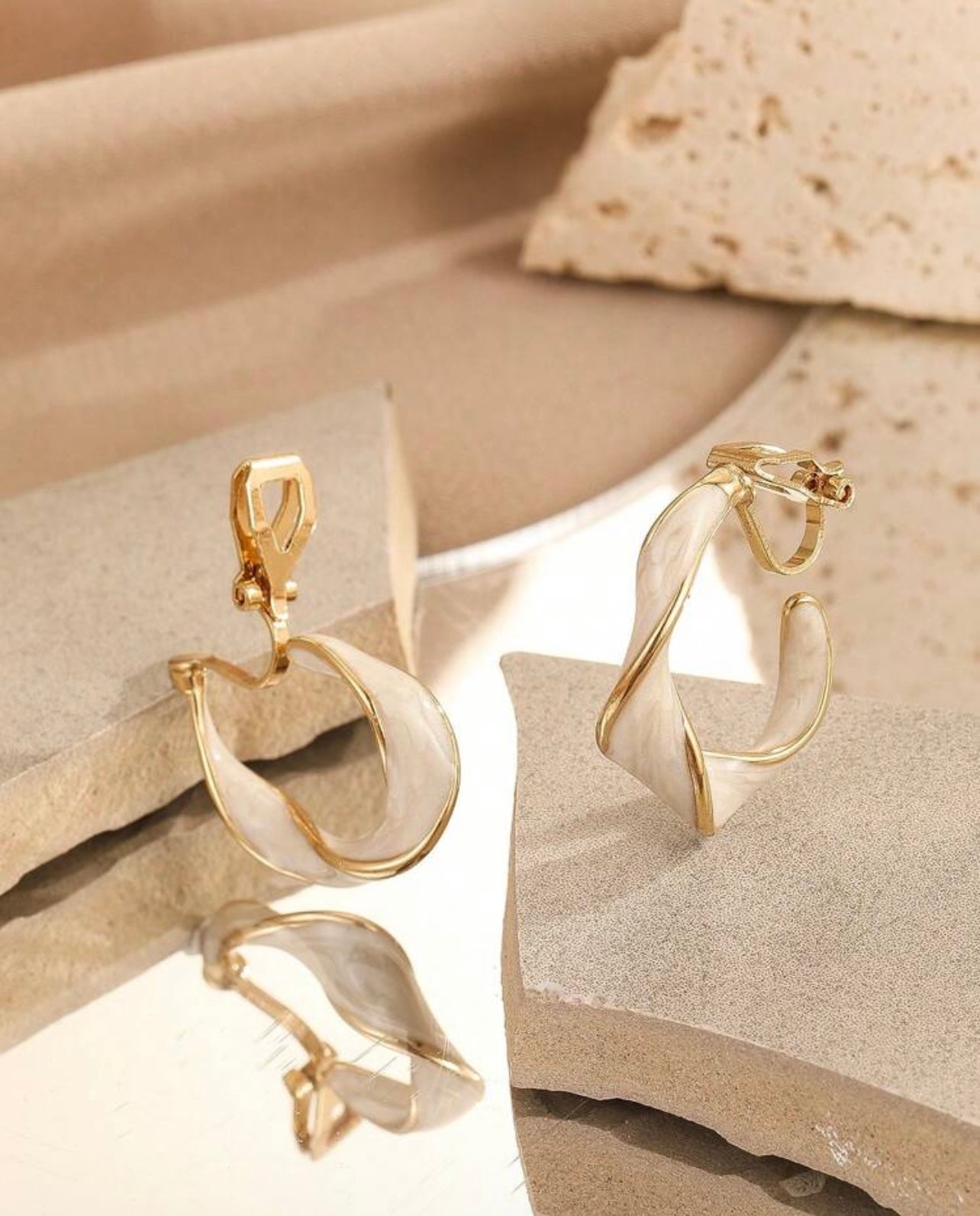 Gold & Cream Twisted Enamel Clip-On Hoop Earrings – Elegant Style, No Piercing Needed