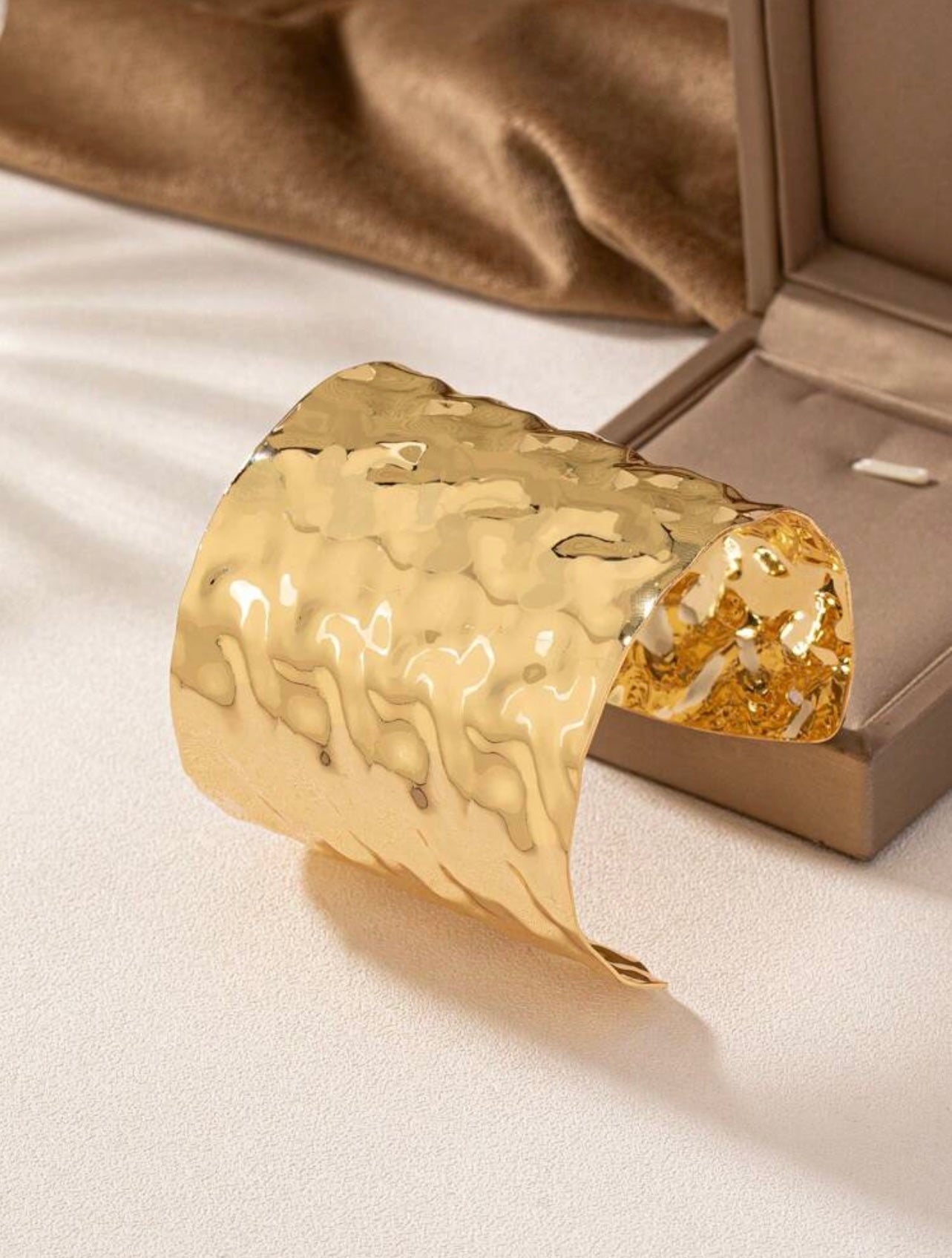 Hammered Gold Concave & Convex Textured Cuff Bracelet – Timeless Roman-Inspired Elegance