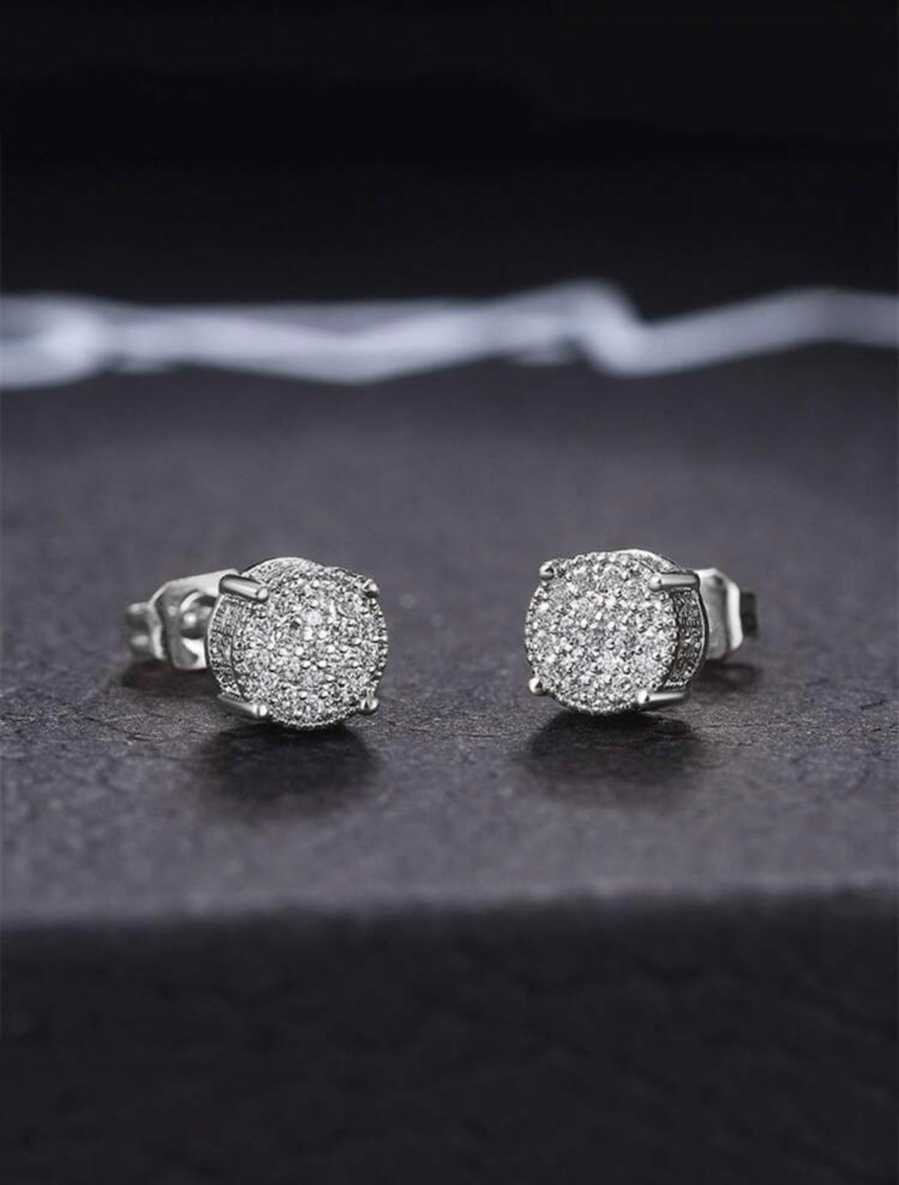 Silver Rhinestone Encrusted Stud Earrings – Sparkling Simplicity for Everyday Glamour