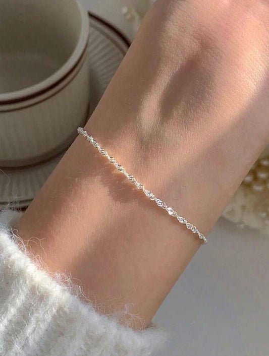 Silver Tone Flat Cross Chain Bracelet – Minimalist Everyday Jewellery