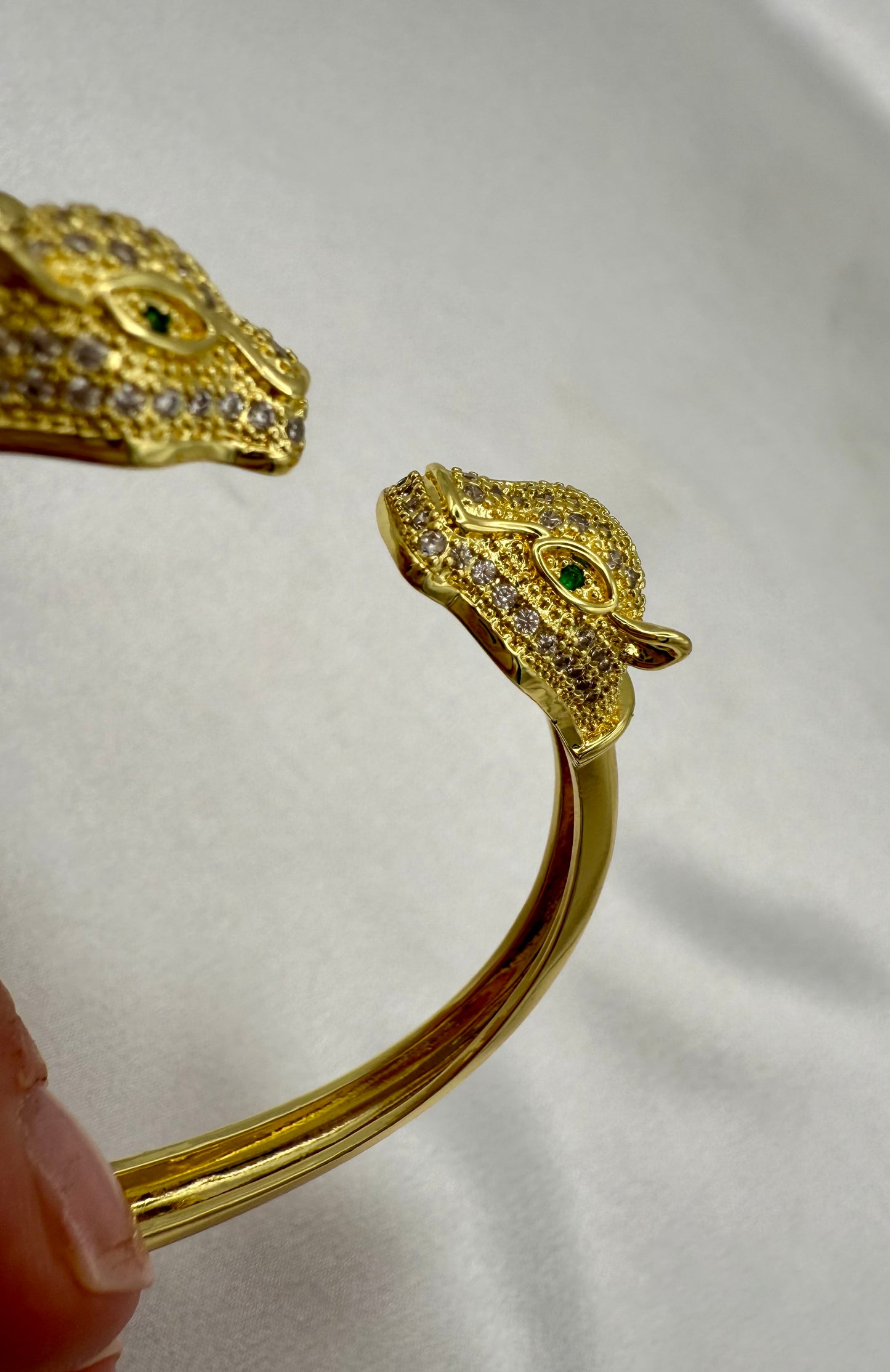 Gold Plated Leopard Head Bracelet – Bold, Luxurious & Fiercely Stylish