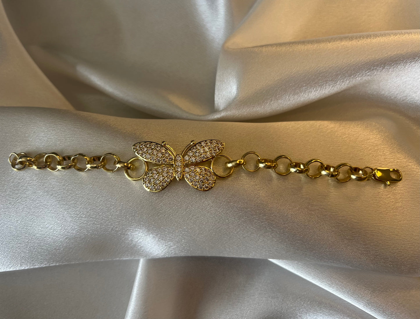 18K Gold-Plated Thick Belcher Butterfly Bracelet – Paved Zircon Detailing, Tarnish-Resistant, Waterproof & Hypoallergenic
