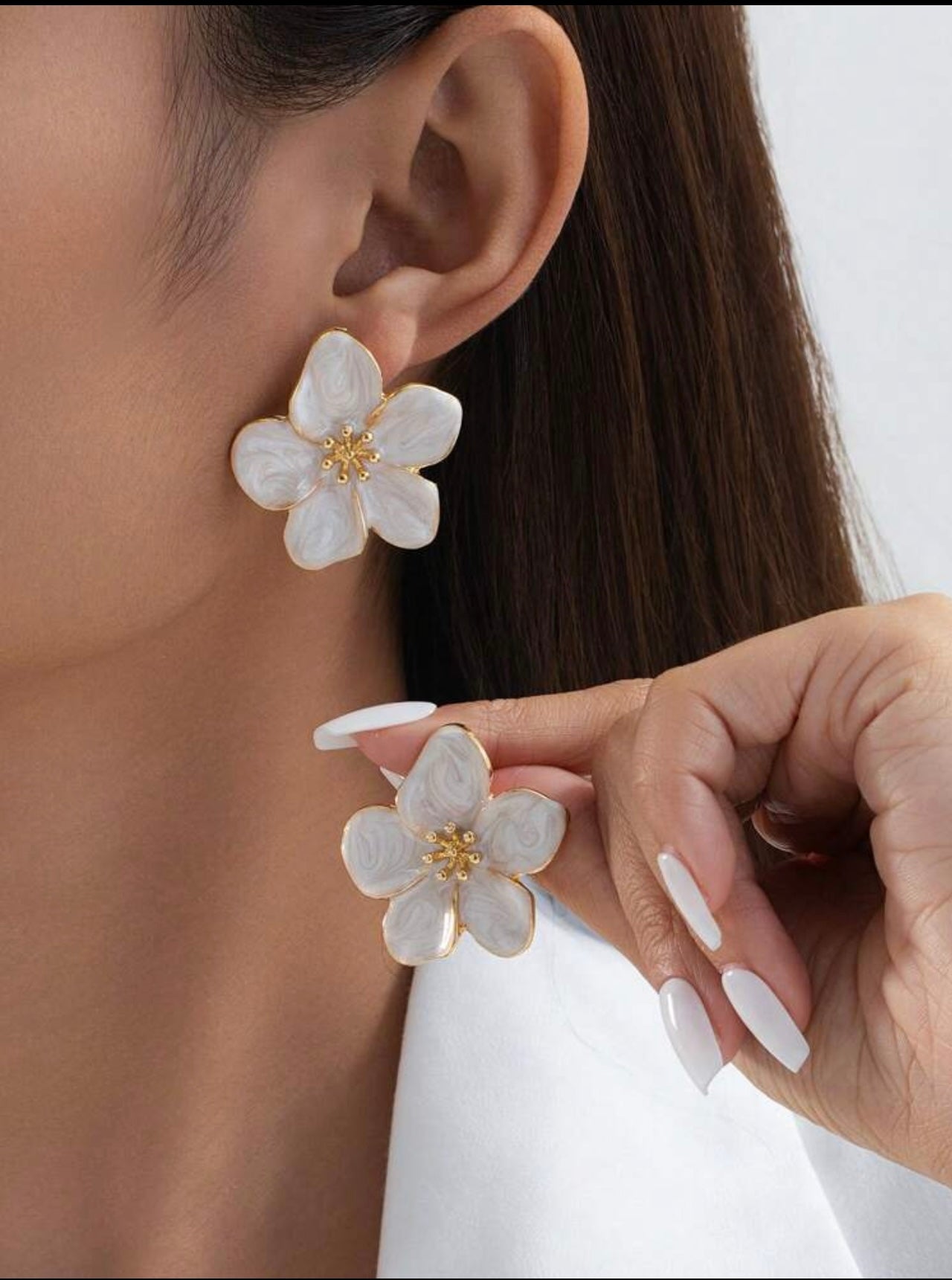 Delicate Sweet Gold and White Enamel Flower Stud Earrings
