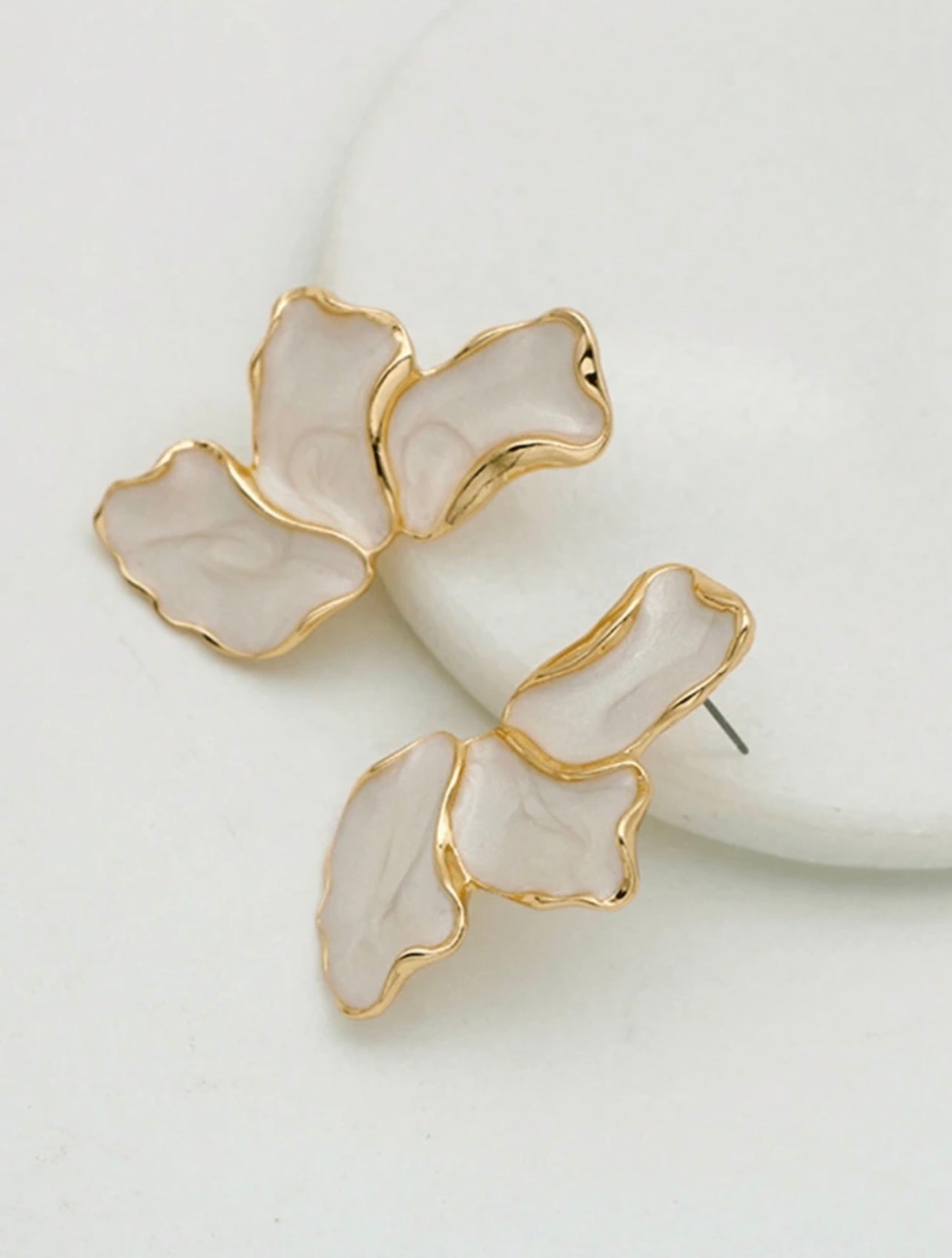 Elegant Gold & Cream Enamel Flower Oil Drop Earrings – Tarnish Resistant