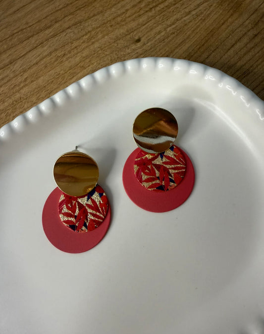 Boho Coral & Gold Round Earrings – Vintage-Inspired Colour Block Statement Pair