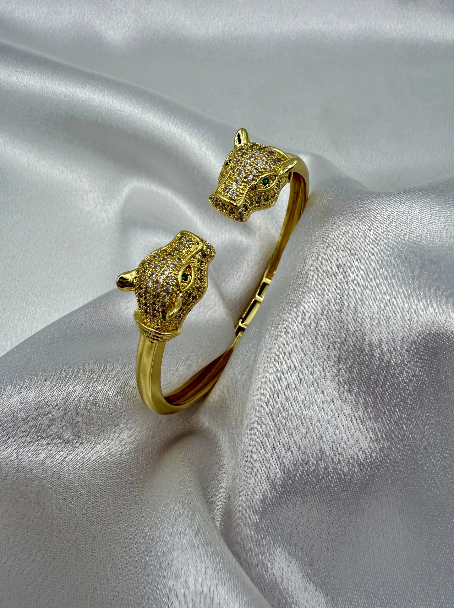 Gold Plated Leopard Head Bracelet – Bold, Luxurious & Fiercely Stylish