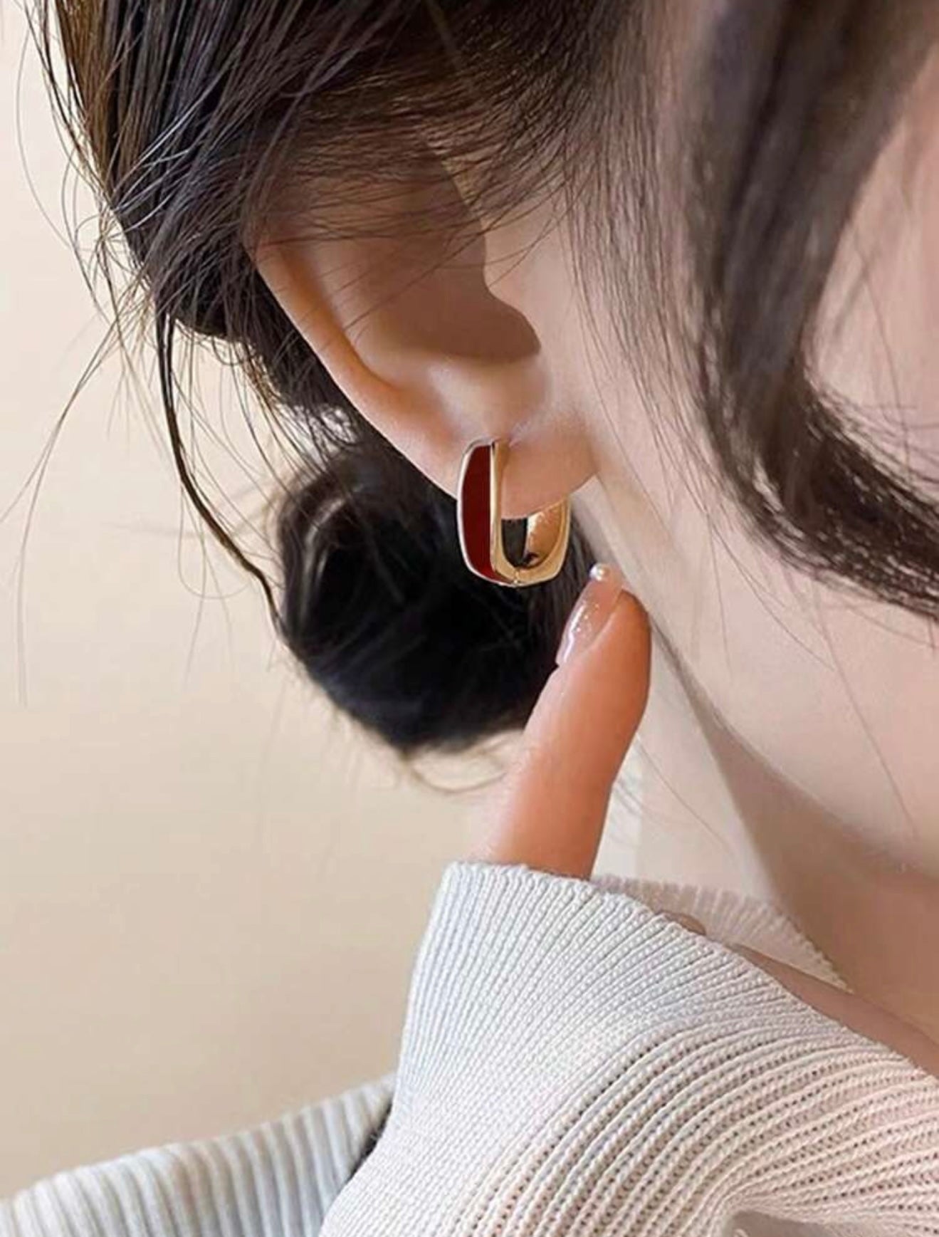 Gold & Burgundy Enamel Square Hoop Earrings – Lightweight Modern Glamour