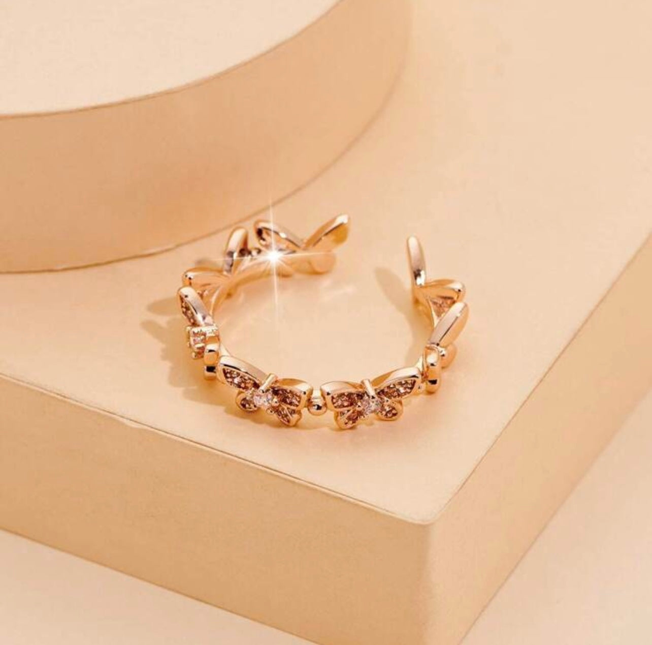 Delicate Butterfly Rhinestone Open Ring – Elegant Gift or Wedding Accessory