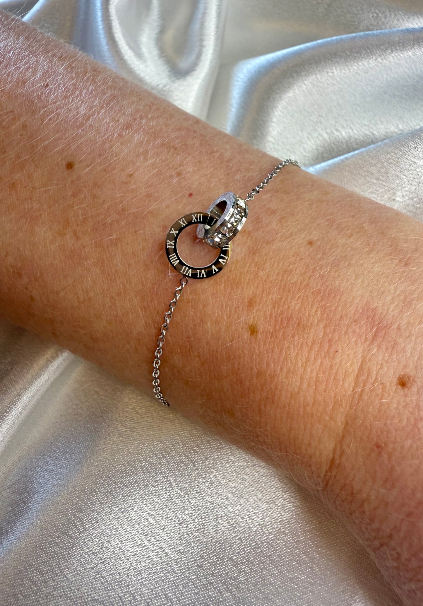 Silver-Tone Rhinestone-Encrusted Double-Link Stainless Steel Bracelet – Everyday Sparkle & Style