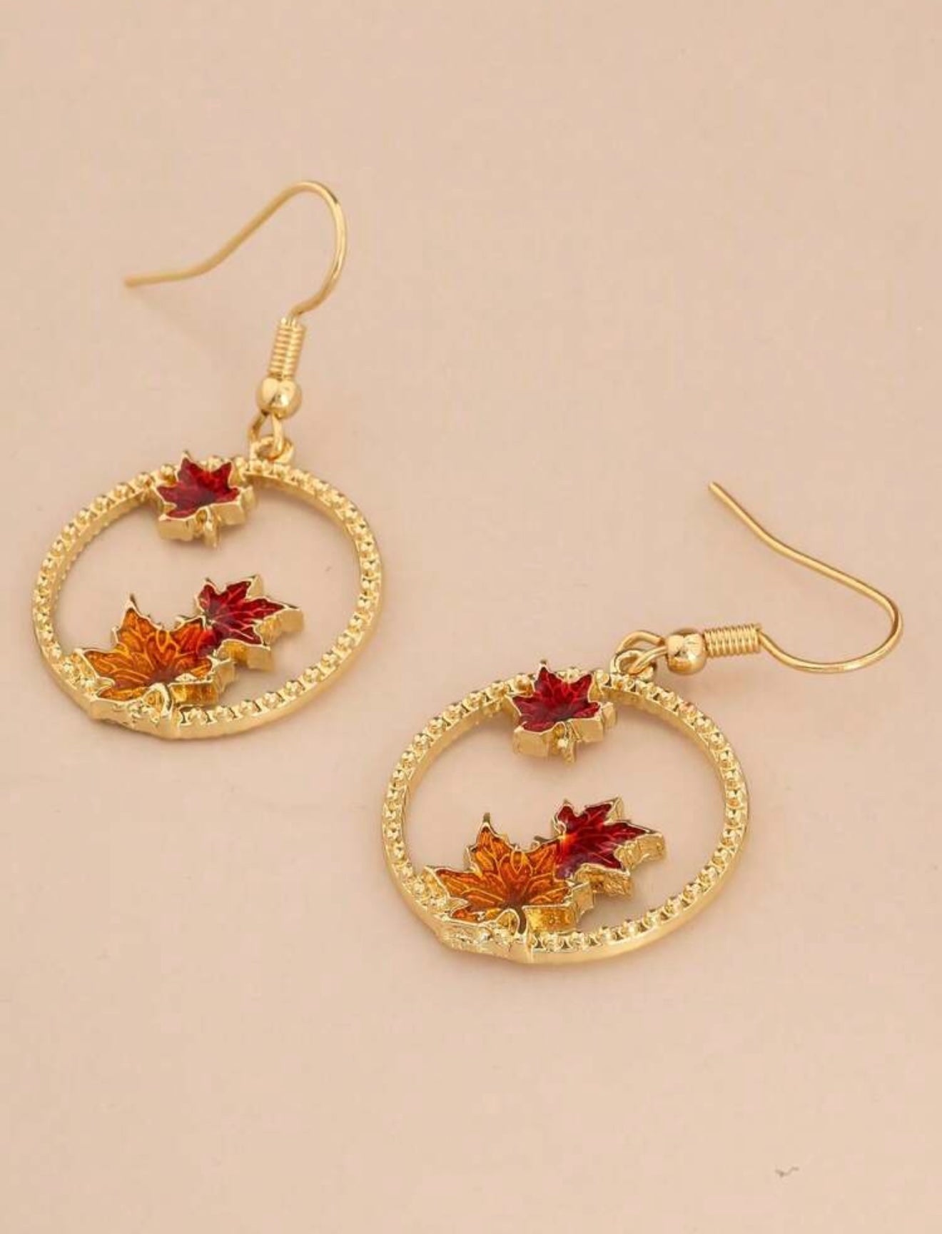 Golden Hoop Enamel Maple Leaf Earrings – Autumnal Limited Edition – Vintage Romantic Style, Tarnish-Resistant Zinc Alloy