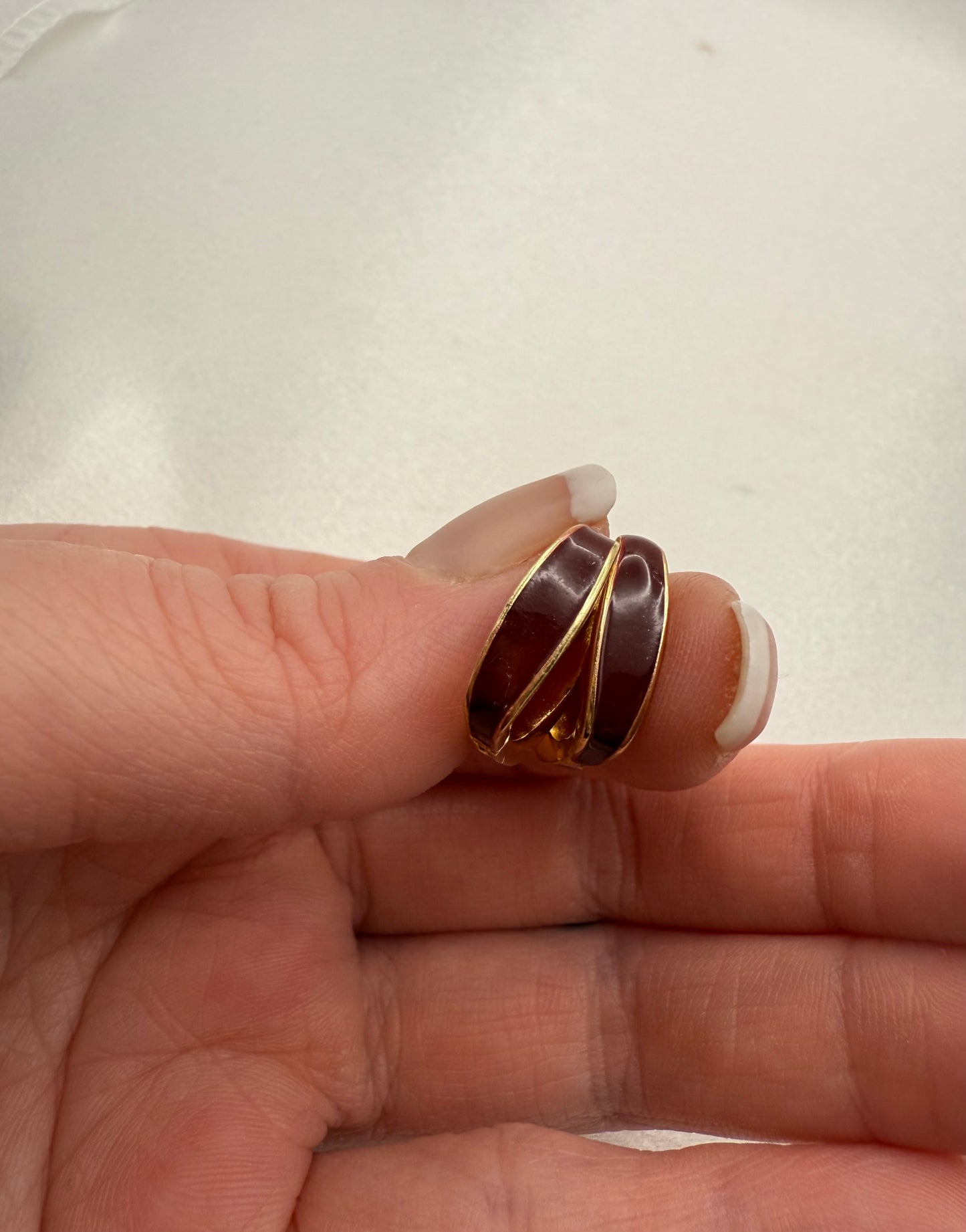 Gold & Burgundy Enamel Square Hoop Earrings – Lightweight Modern Glamour