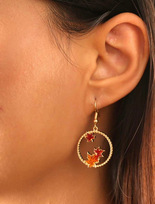 Golden Hoop Enamel Maple Leaf Earrings – Autumnal Limited Edition – Vintage Romantic Style, Tarnish-Resistant Zinc Alloy