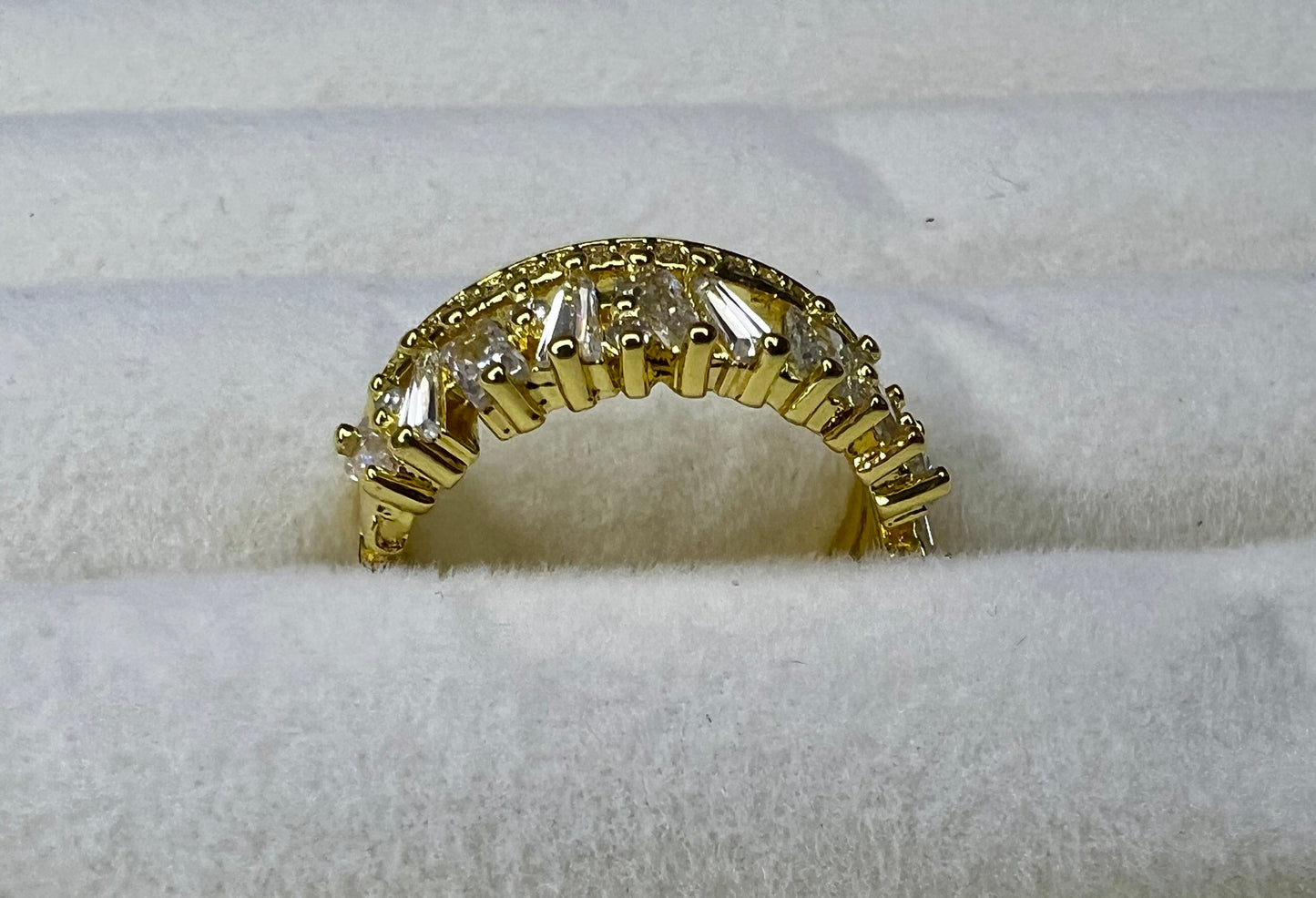 Gold-Tone Double-Layer Zirconia Open Ring – High-End Asymmetrical Sparkle