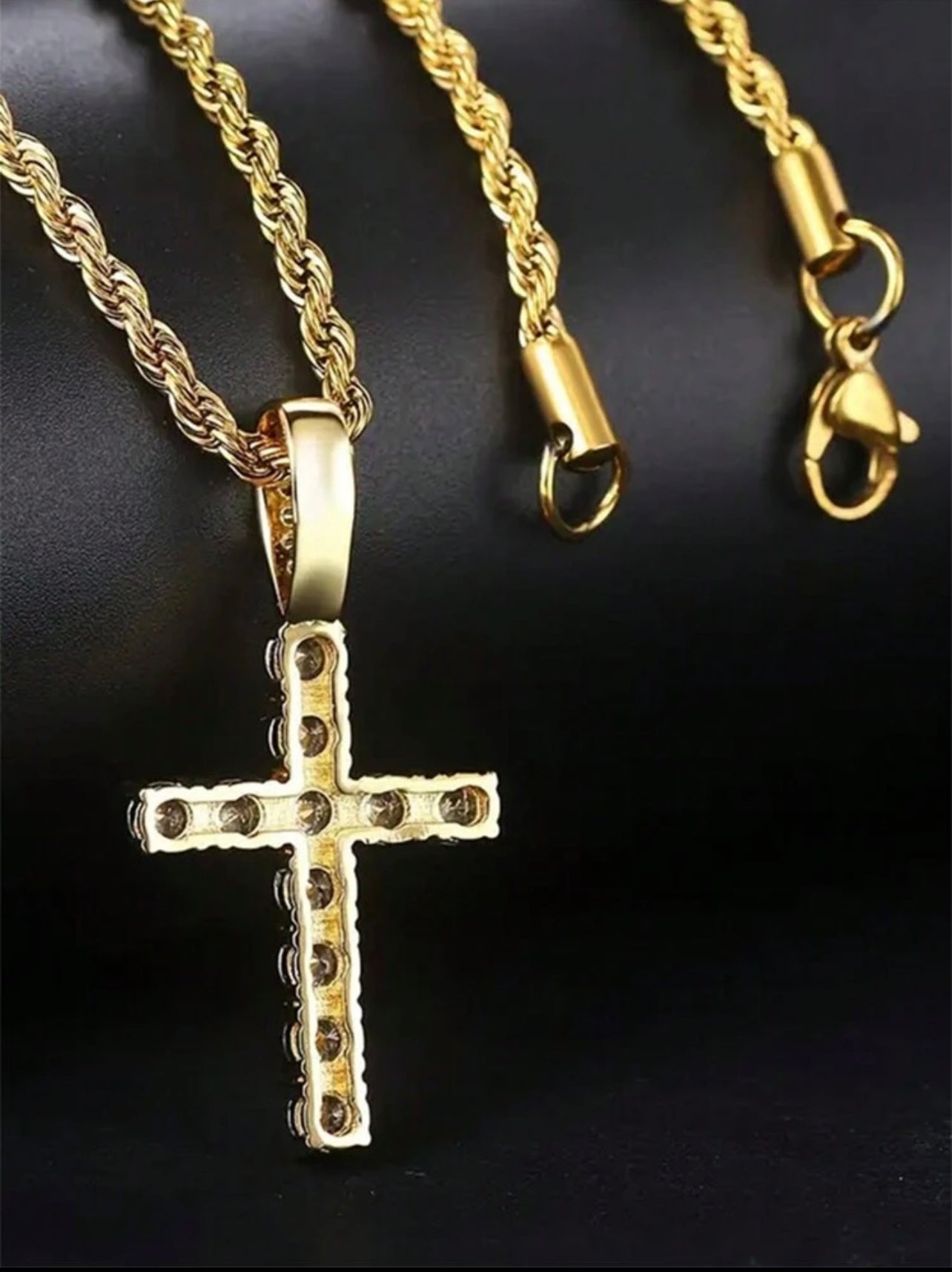 9k Gold-Plated Cubic Zirconia Cross Necklace – Elegant Valentine’s & Wedding Gift for Her