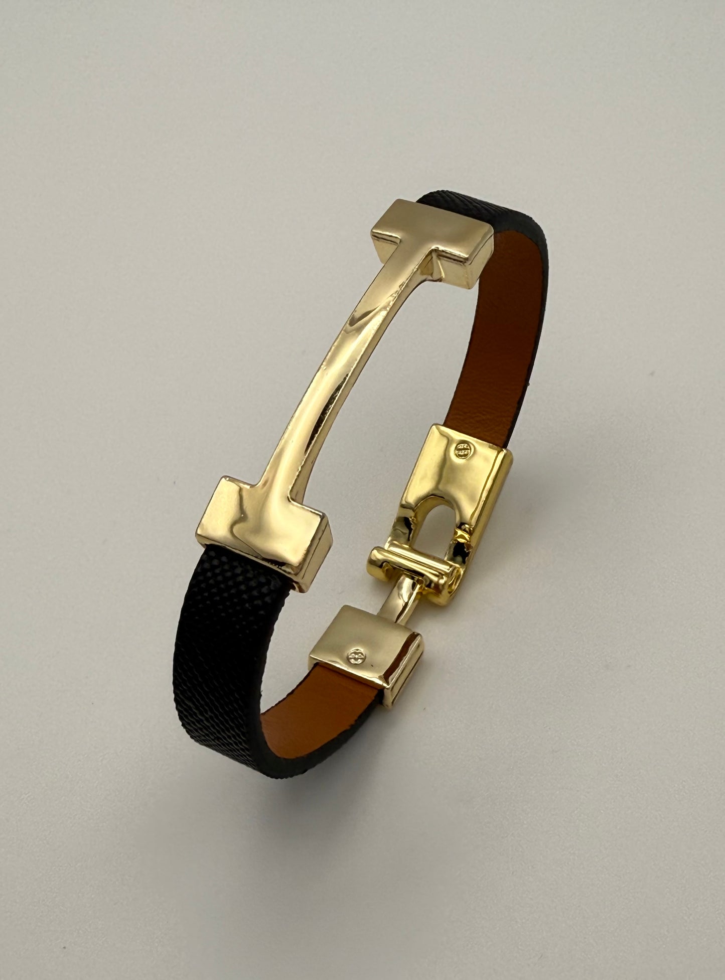Black & Gold Hermès-Inspired Faux Leather Bracelet – Elegant Fashion Wristband Gift for Her