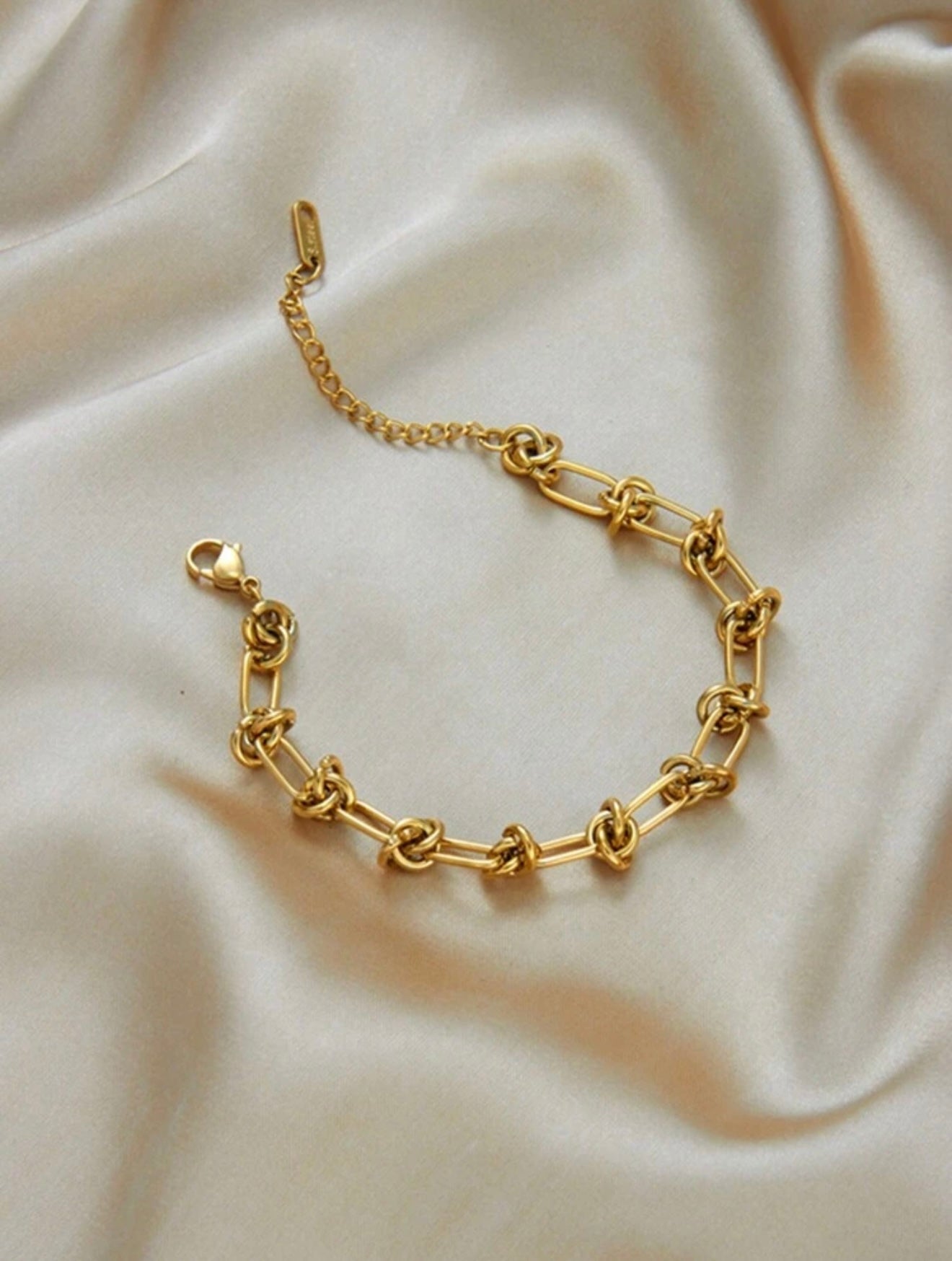 Tiffany-Style Tarnish Resistant 18k Gold-Plated Barbed Knot Bracelet – Stainless Steel