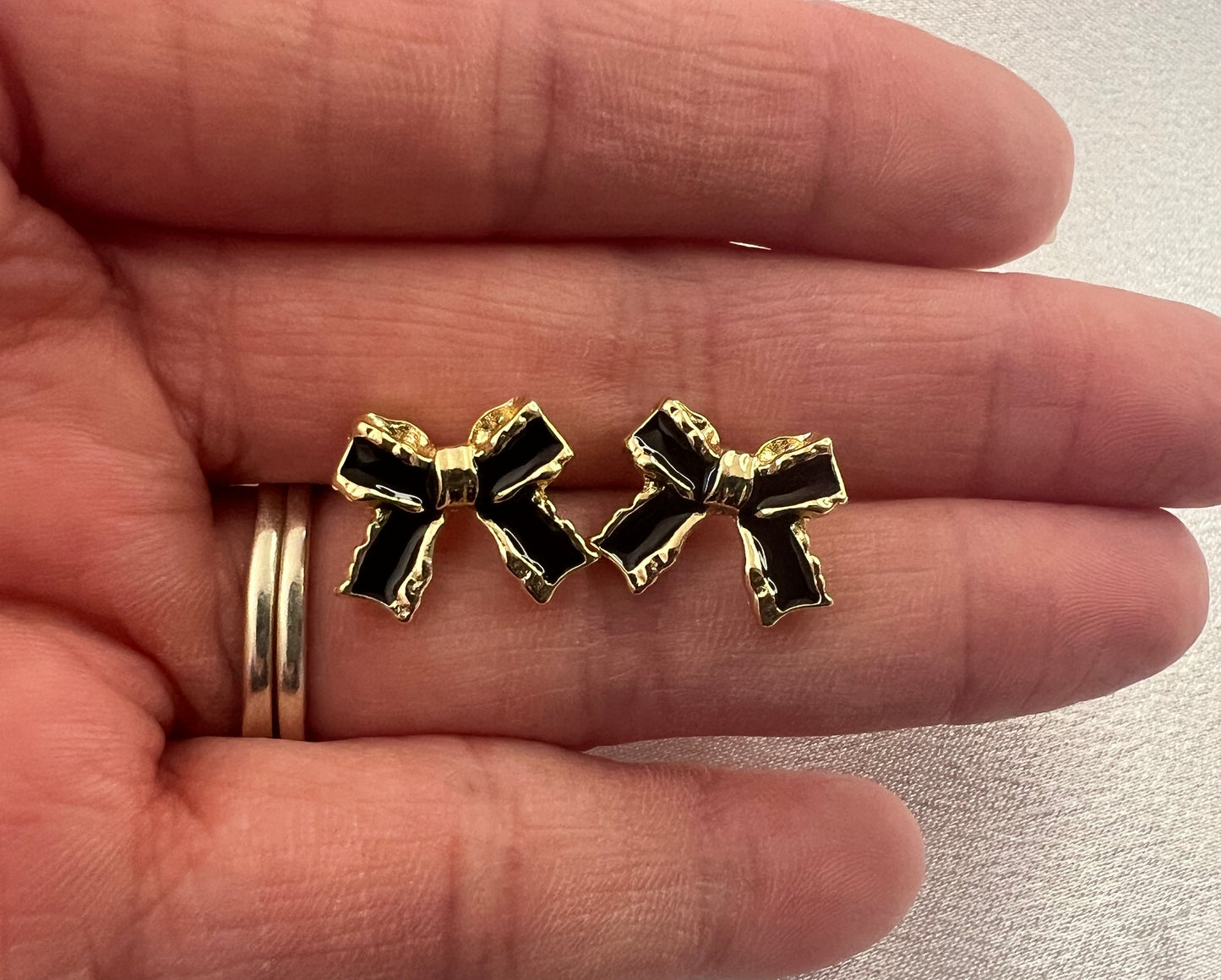 Stunning Gold & Black Enamel Bow Stud Earrings – Classic Elegance with a Bold Contrast