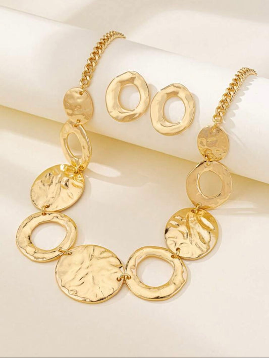 Hammered Gold Nail Collar Necklace & Water Drop Earrings Set – Effortless Summer Style