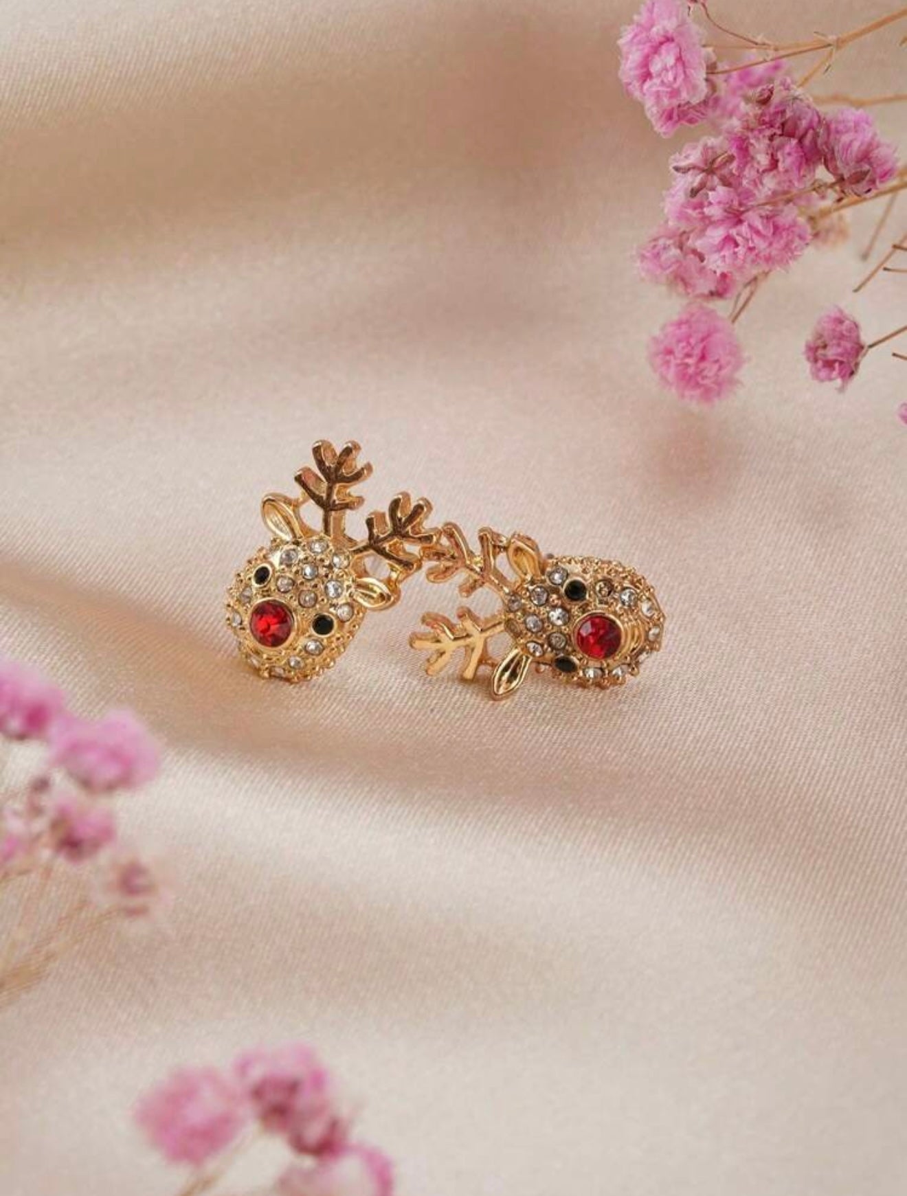 Rhinestone Reindeer Stud Earrings – Festive Sparkle, Tarnish-Resistant