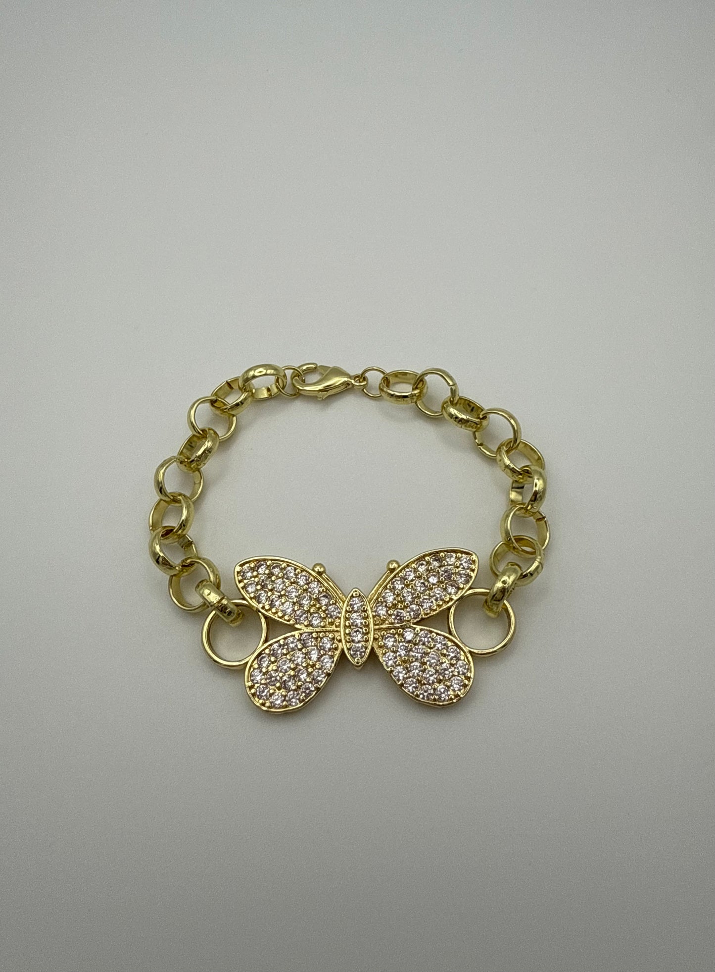 18K Gold-Plated Thick Belcher Butterfly Bracelet – Paved Zircon Detailing, Tarnish-Resistant, Waterproof & Hypoallergenic