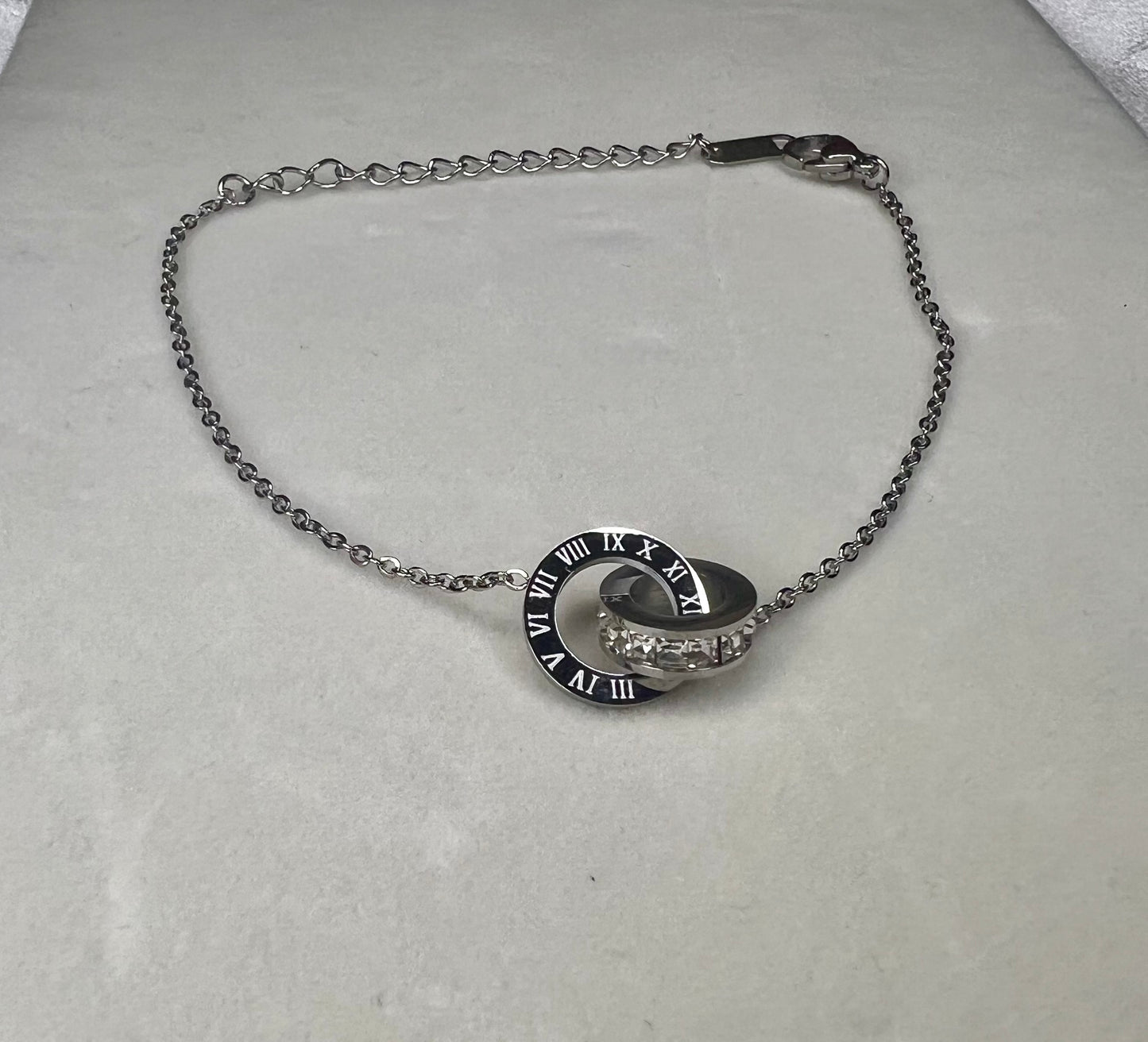 Silver-Tone Rhinestone-Encrusted Double-Link Stainless Steel Bracelet – Everyday Sparkle & Style