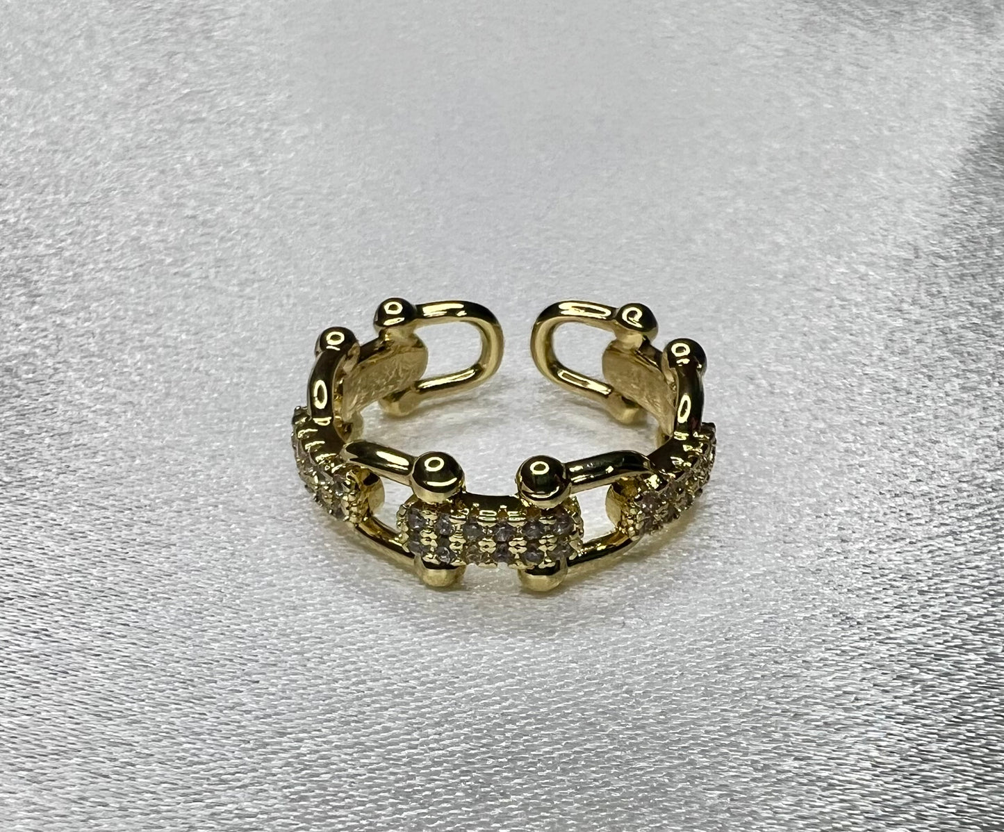 Tiffany-Style Gold Horseshoe Ring – Adjustable Everyday Elegance