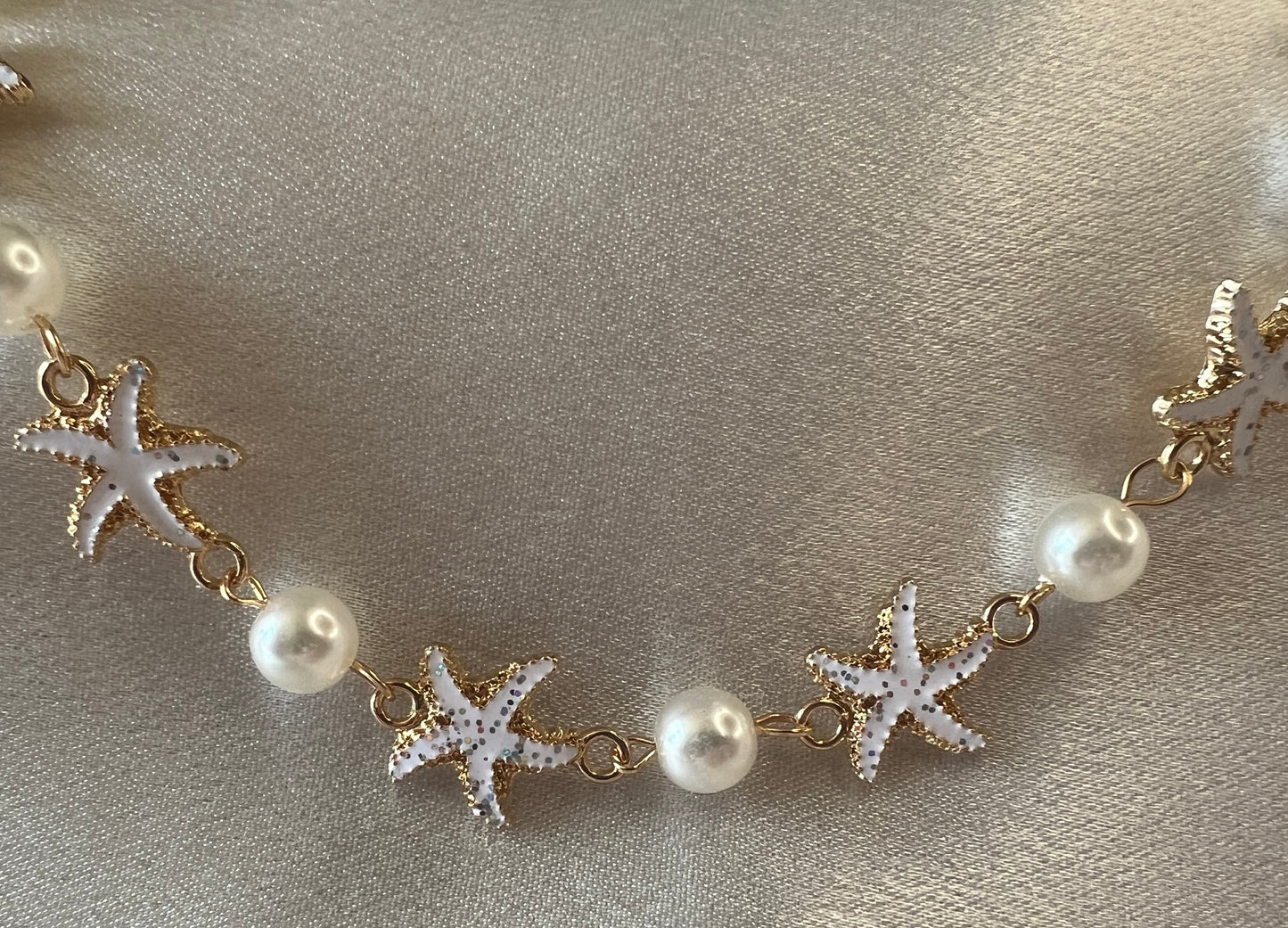 Gold Starfish & Faux Pearl Necklace – Coastal Elegance | Tarnish Resistant