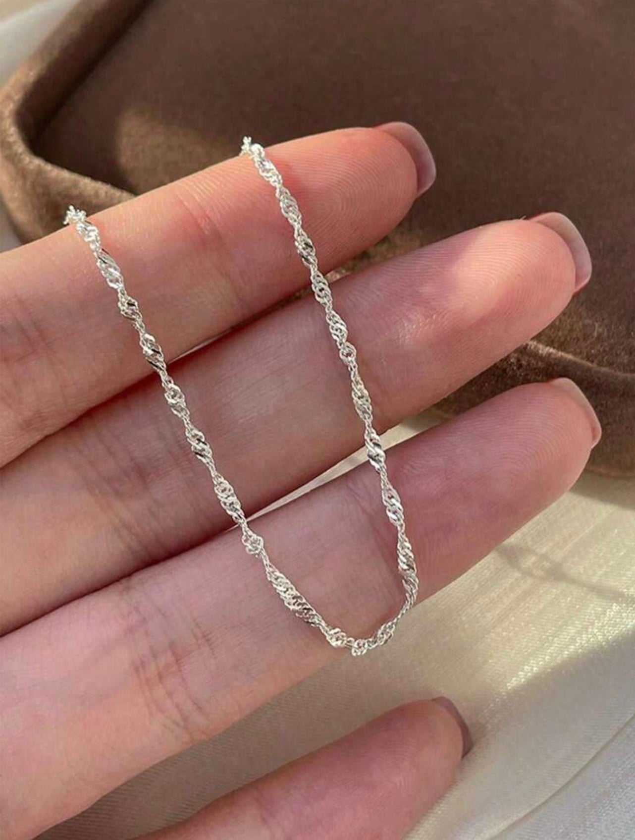 Silver Tone Flat Cross Chain Bracelet – Minimalist Everyday Jewellery