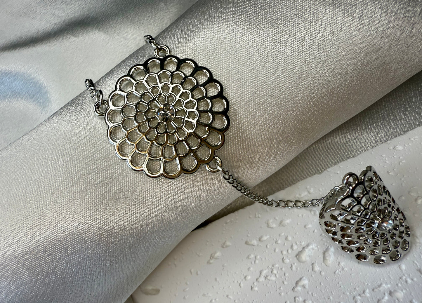 Silver Boho Hollow Flower Hand Chain – Rhinestone Ring-to-Bracelet Jewellery for Daily Wear
