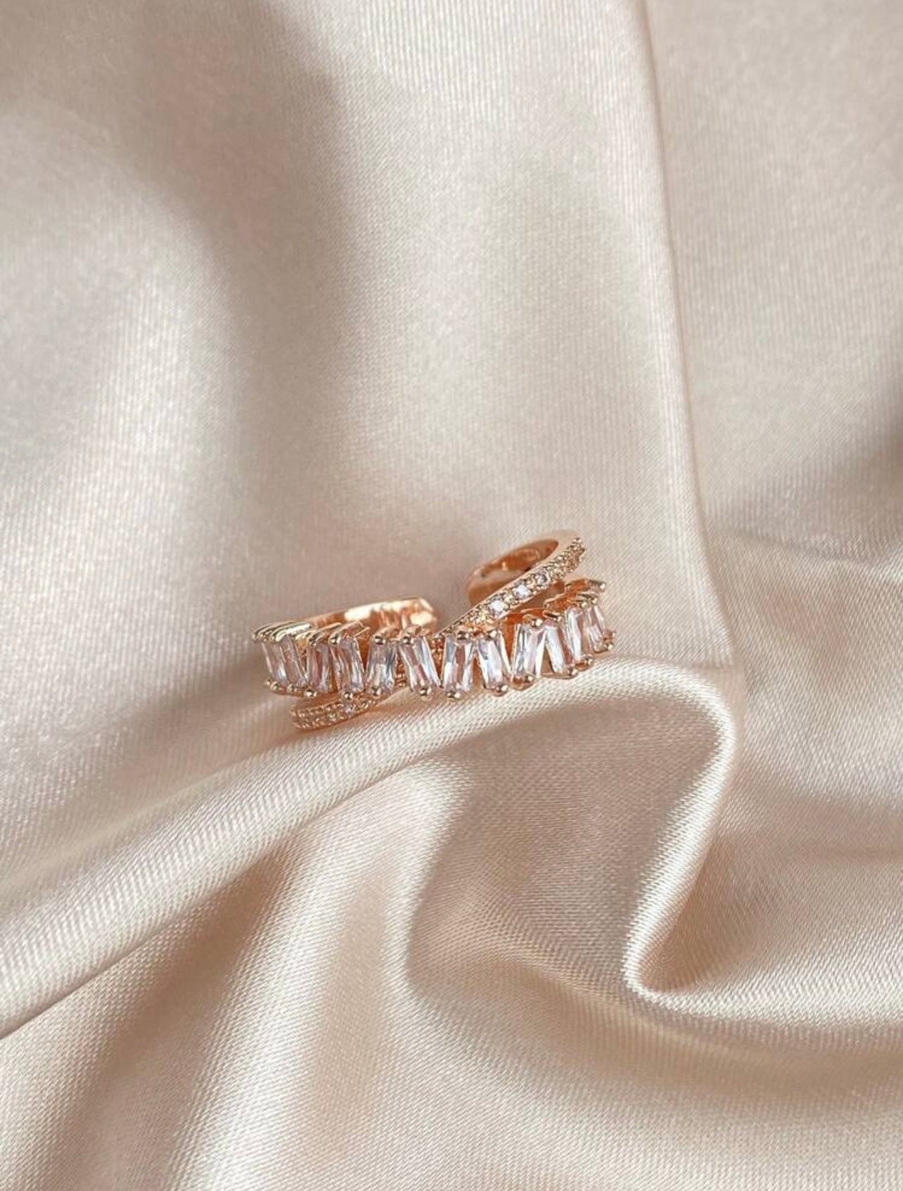 Platinum Plated Rose Gold Cubic Zirconia Ring – Adjustable Sparkle Statement