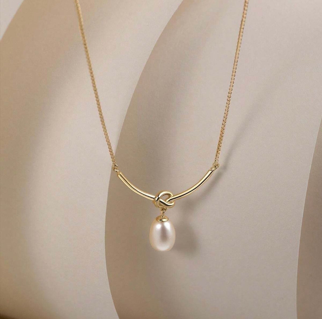 Elegant & Delicate Gold Knot Necklace with Faux Pearl Pendant