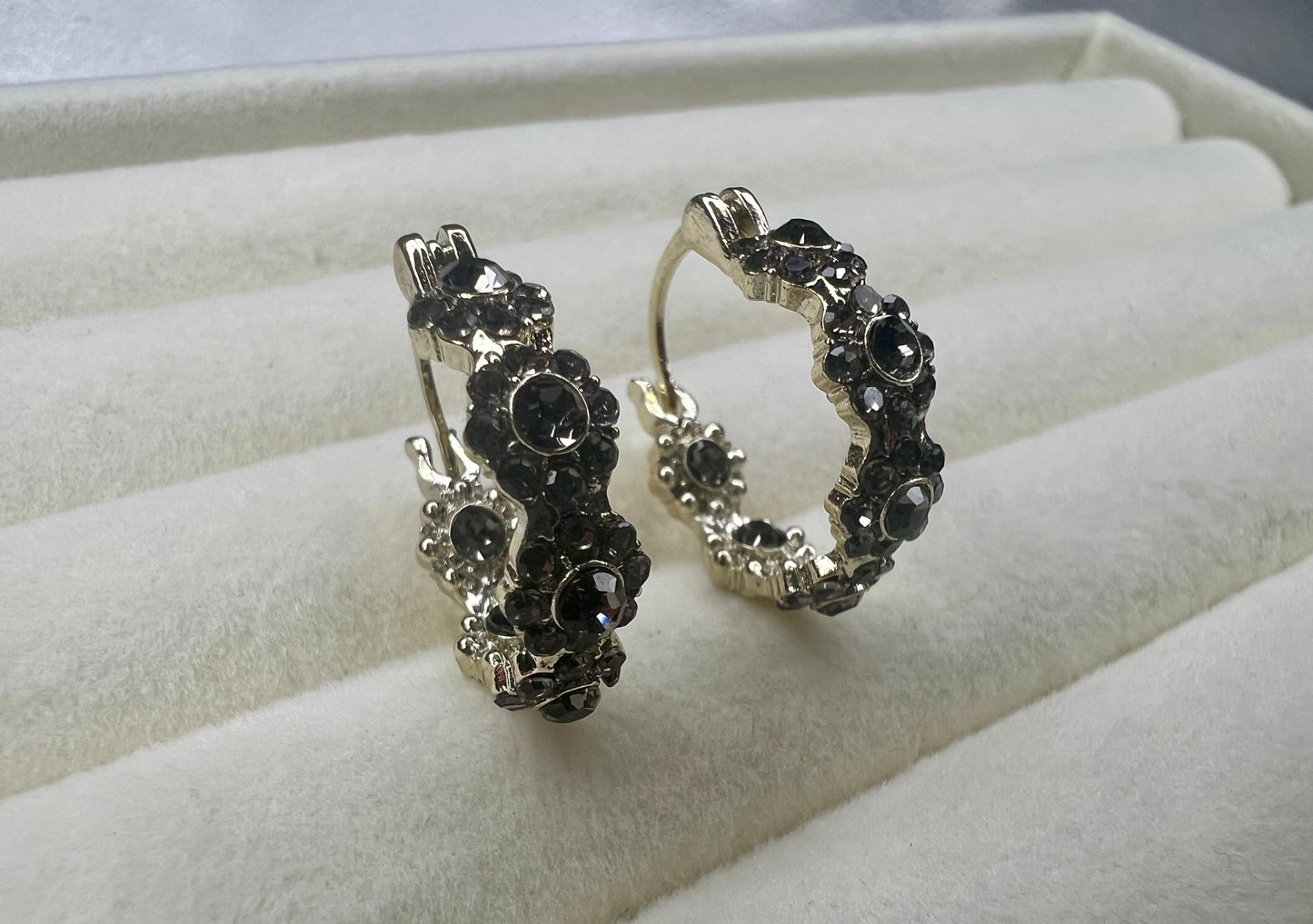 Gold Hoop Earrings with Grey Gemstones – Make a Luxurious Statement