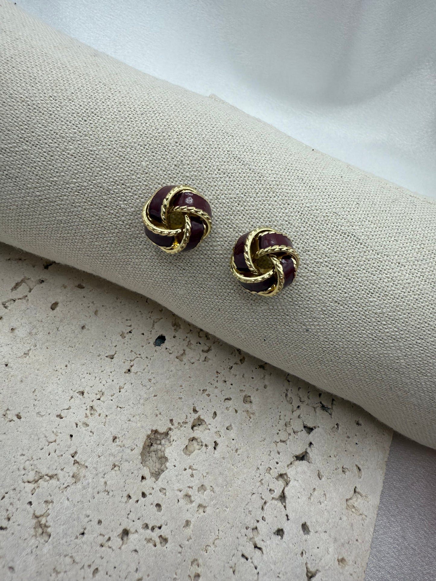 Chocolate & Gold Color Elegant Knot Earrings – Elegant, Radiant & Timeless