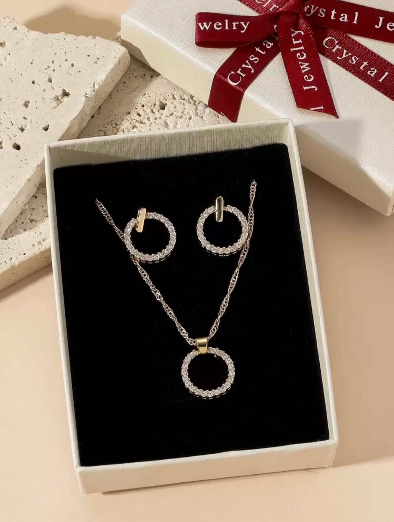 Gold Plated Cubic Zirconia Circle Pendant Necklace & Earrings Set – Waterproof, Tarnish-Resistant & Hypoallergenic