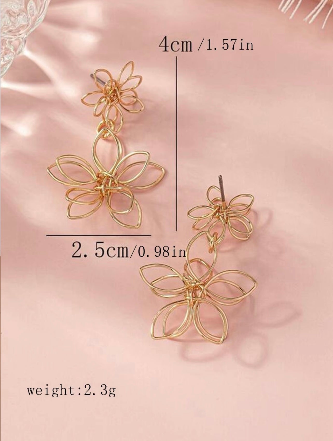 Gold Wire Flower Design Drop Earrings – Delicate Elegance with Artistic Flair