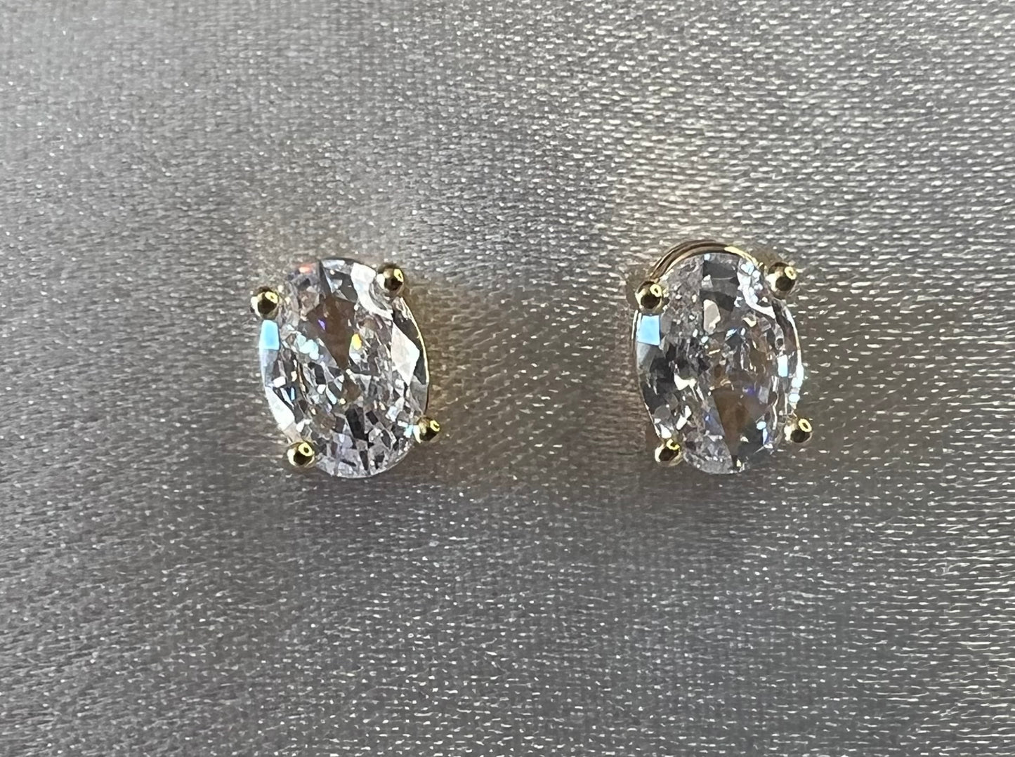 Tarnish-Resistant Gold Plated Cubic Zirconia Stud Earrings – Timeless Sparkle