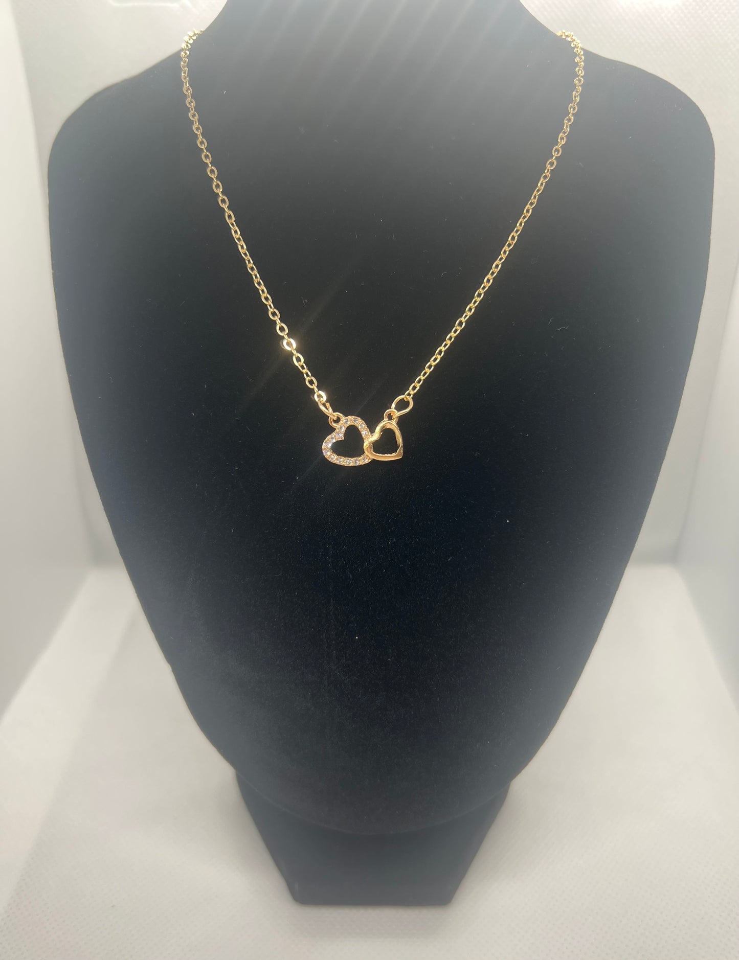Minimalist Gold Double Heart Necklace – 40-45 cm | Tarnish Resistant Zinc Alloy | Romantic Everyday Elegance