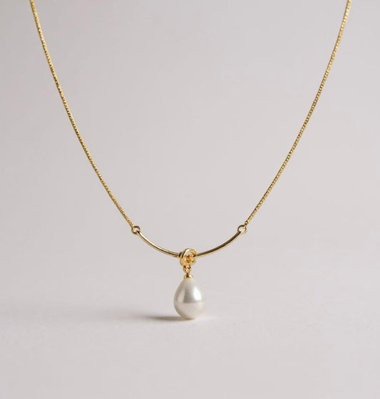 Elegant & Delicate Gold Knot Necklace with Faux Pearl Pendant