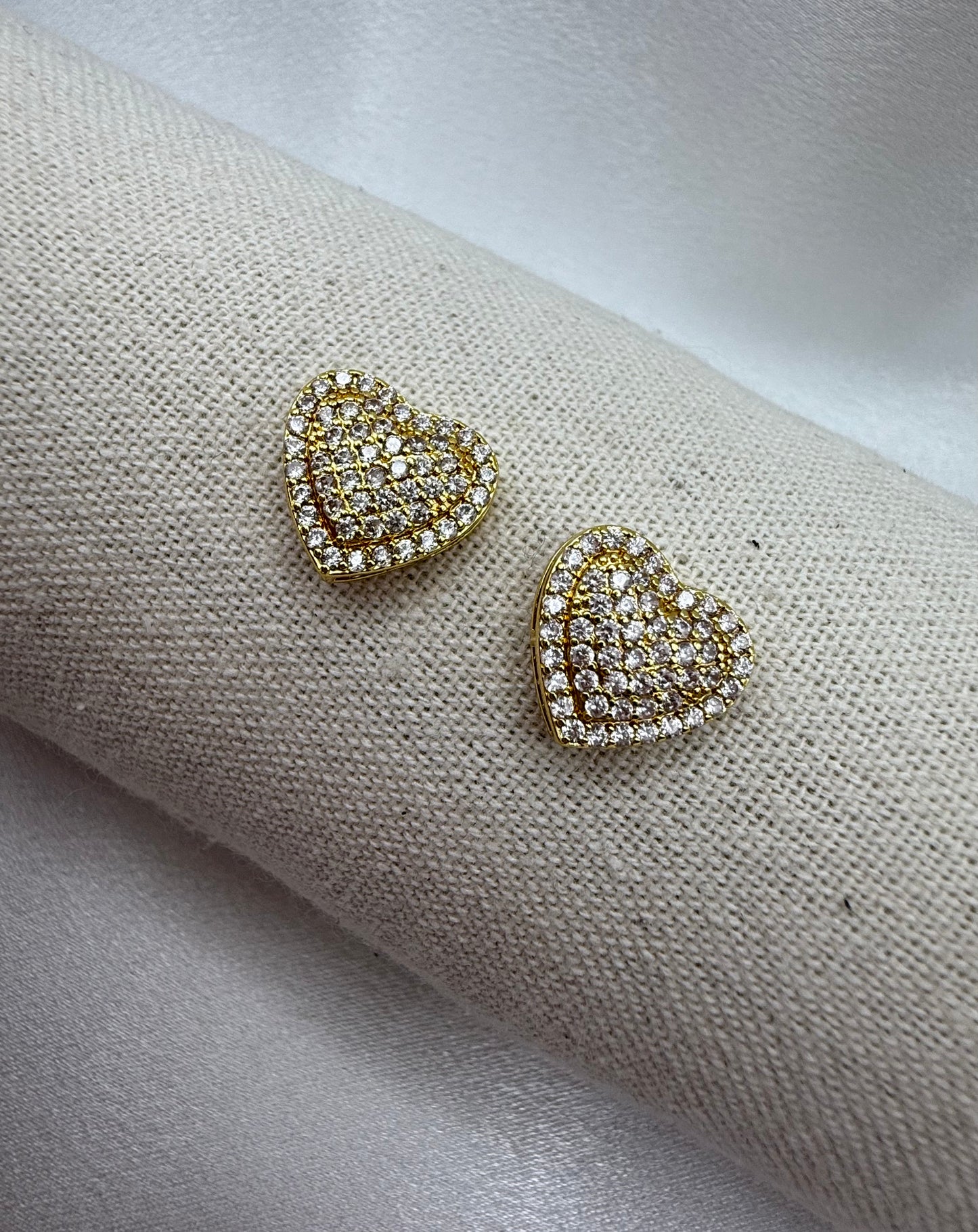 14ct Gold-Plated Cubic Zirconia Heart Stud Earrings – Sparkling Luxury Jewellery for Women