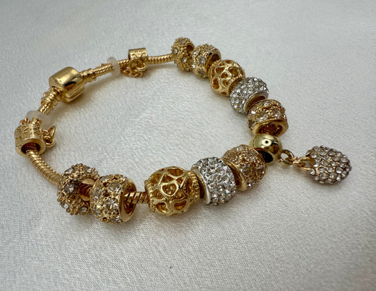 Inspired Full Charm Heart Bracelet – Rhinestone-Embellished Luxury Style Jewellery – 17cm